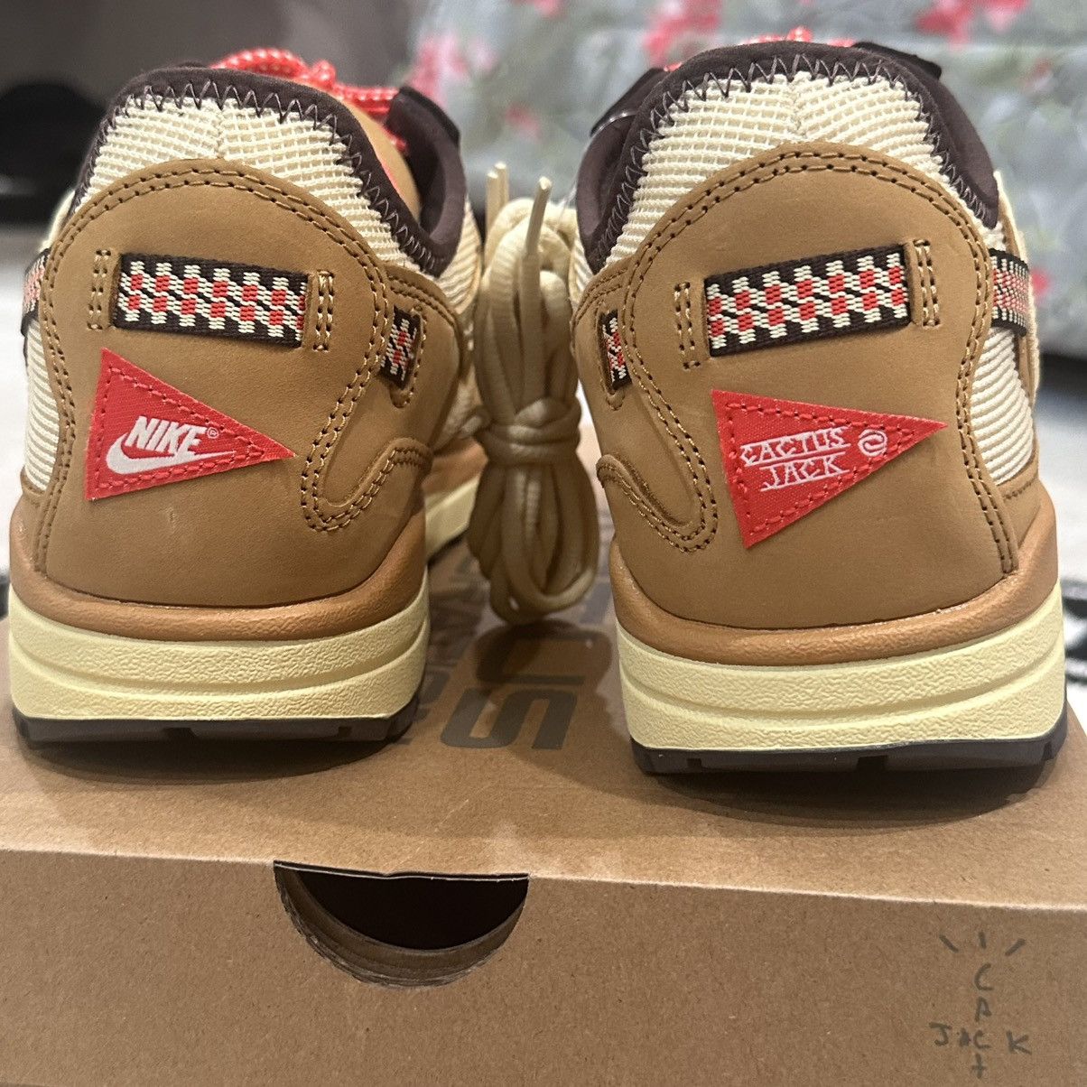 Nike × Travis Scott Travis Scott Nike Air Max 1 “Wheat” Size US 11 / EU 44 - 6 Thumbnail