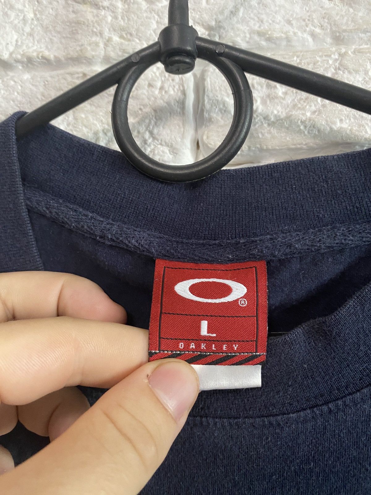 Oakley × Vintage Vintage Oakley T-shirt Central Authentic Logo Size US L / EU 52-54 / 3 - 3 Thumbnail