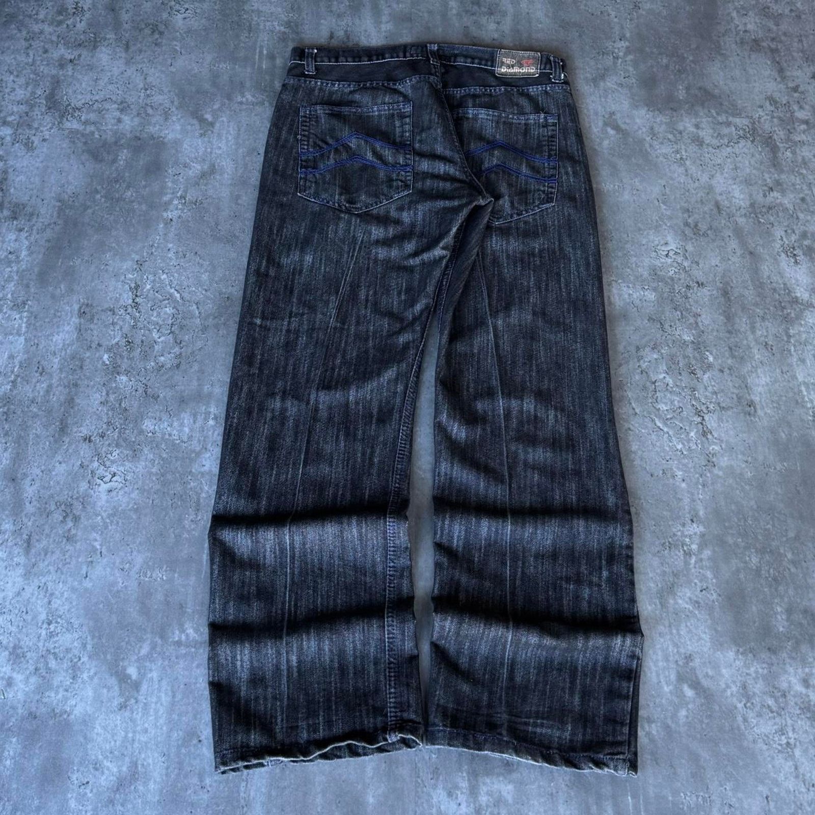 Japanese Brand × Southpole × Vintage Vintage Y2K Red Diamond Embroidered Baggy Opium Denim Jeans Size US 37 - 1 Thumbnail