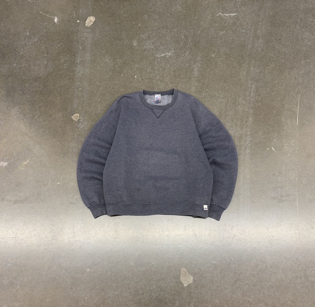Russell Athletic × Vintage Vintage 90s Russell Athletic Faded Gray Blue Boxy Crewneck Size US XL / EU 56 / 4 - 1 Thumbnail