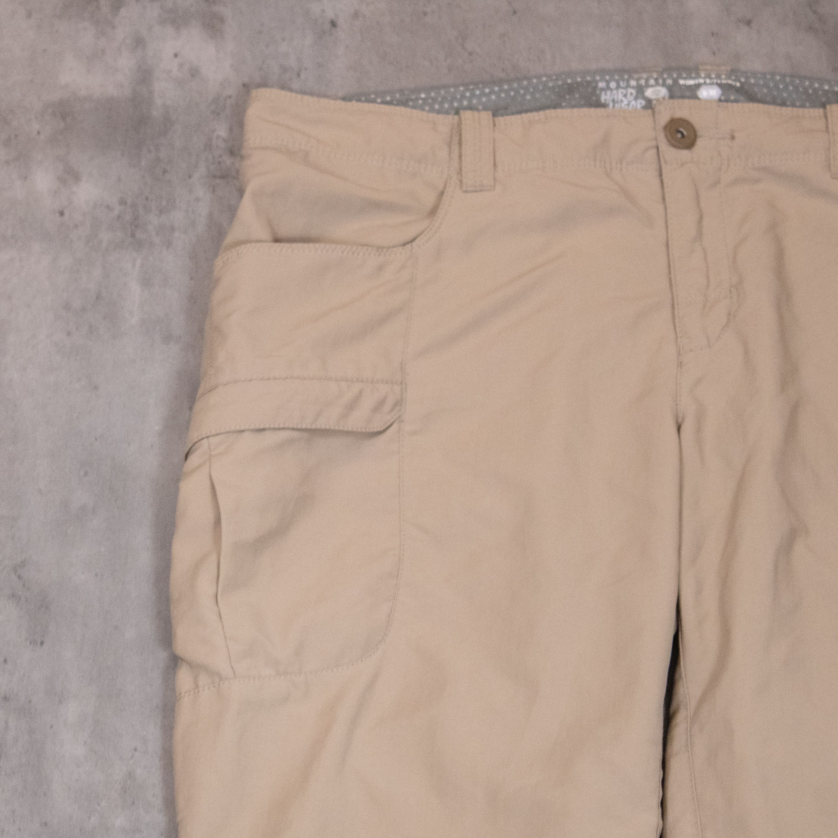 Mountain Hardwear Mountain Hardwear lightweight Cargo Tan Brown Pant's Size US 35 - 7 Thumbnail
