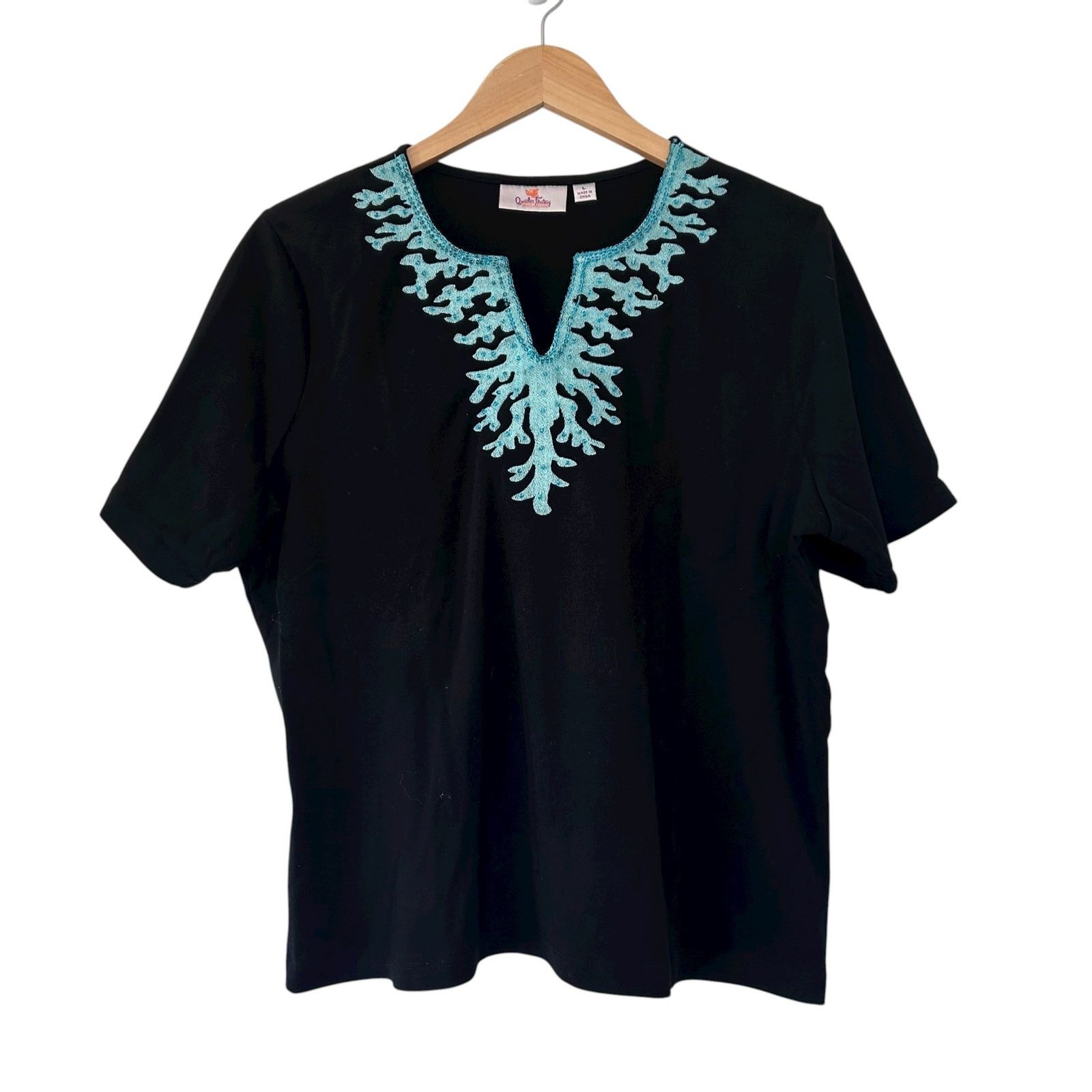 Other Quacker Factory Black Blue Embroidered Split Neck Shirt Sz L Size L / US 10 / IT 46 - 1 Thumbnail