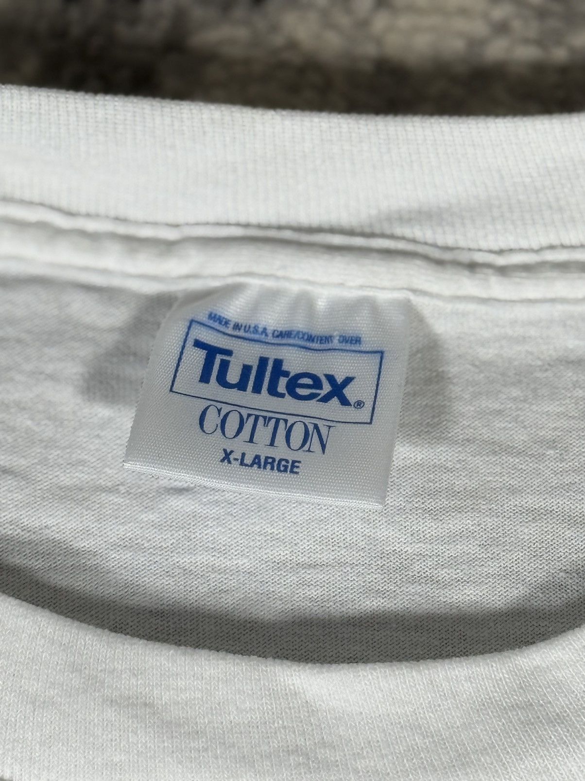 Tultex Vintage 90s Single Stitch Nestlé Promo T-Shirt Size US XL / EU 56 / 4 - 4 Thumbnail