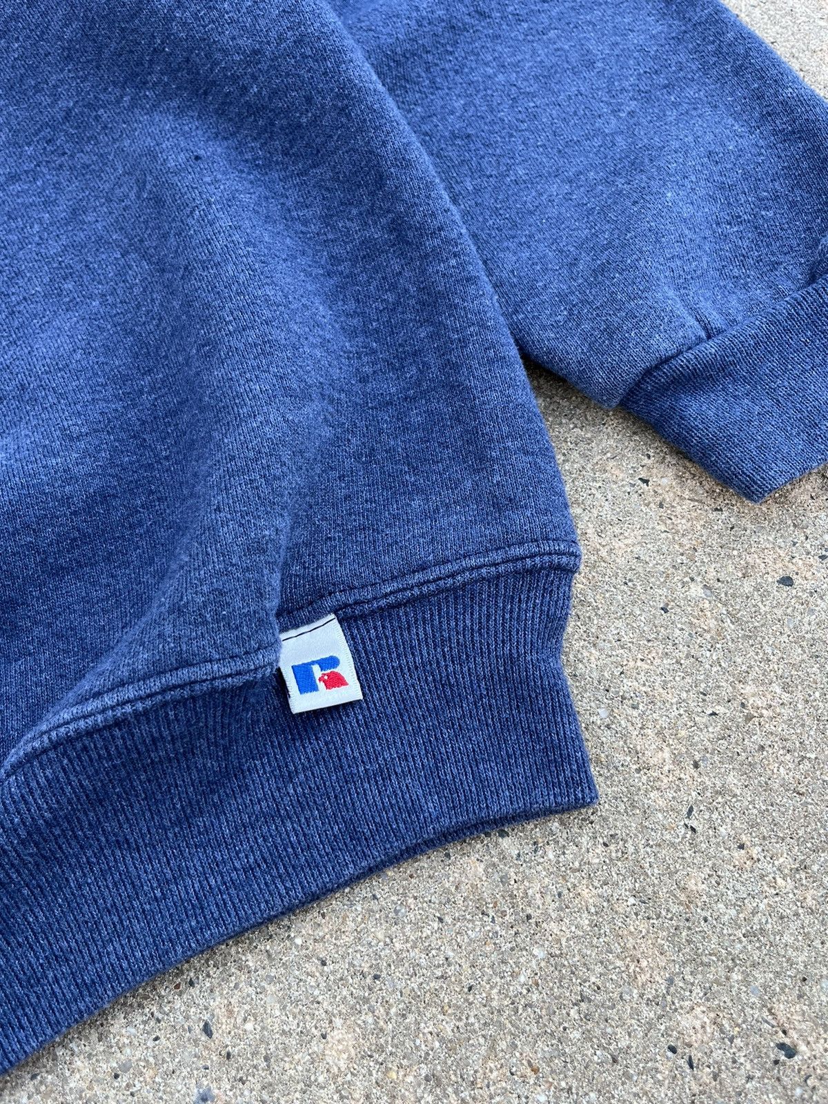 Russell Athletic Crazy Vintage 90’s Russell Athletic Boxy Sweatshirt Size US M / EU 48-50 / 2 - 4 Thumbnail