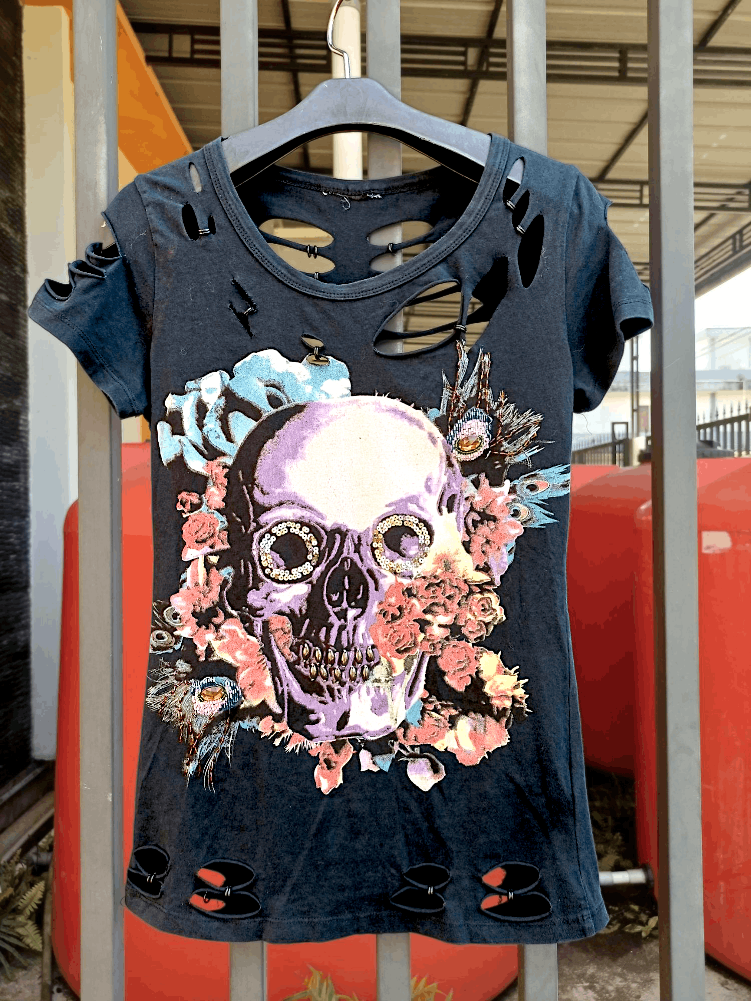 Vintage Crossbonez Distressed Skull Short Sleeve Strict TShirt Size US M / EU 48-50 / 2 - 14 Thumbnail
