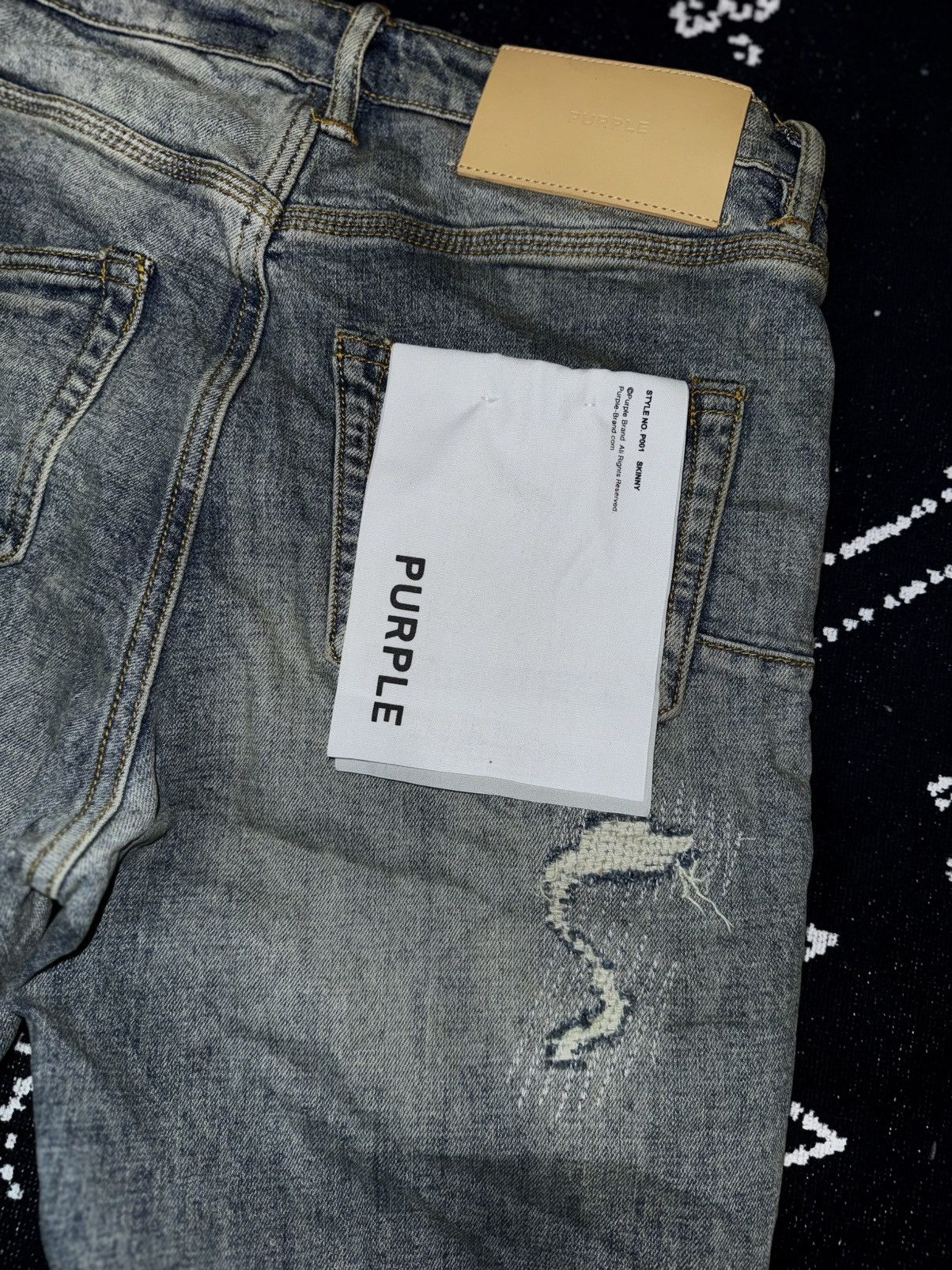 Purple Brand PURPLE BRAND DISTRESSED FADE AGED JEANS Size US 32 / EU 48 - 13 Thumbnail