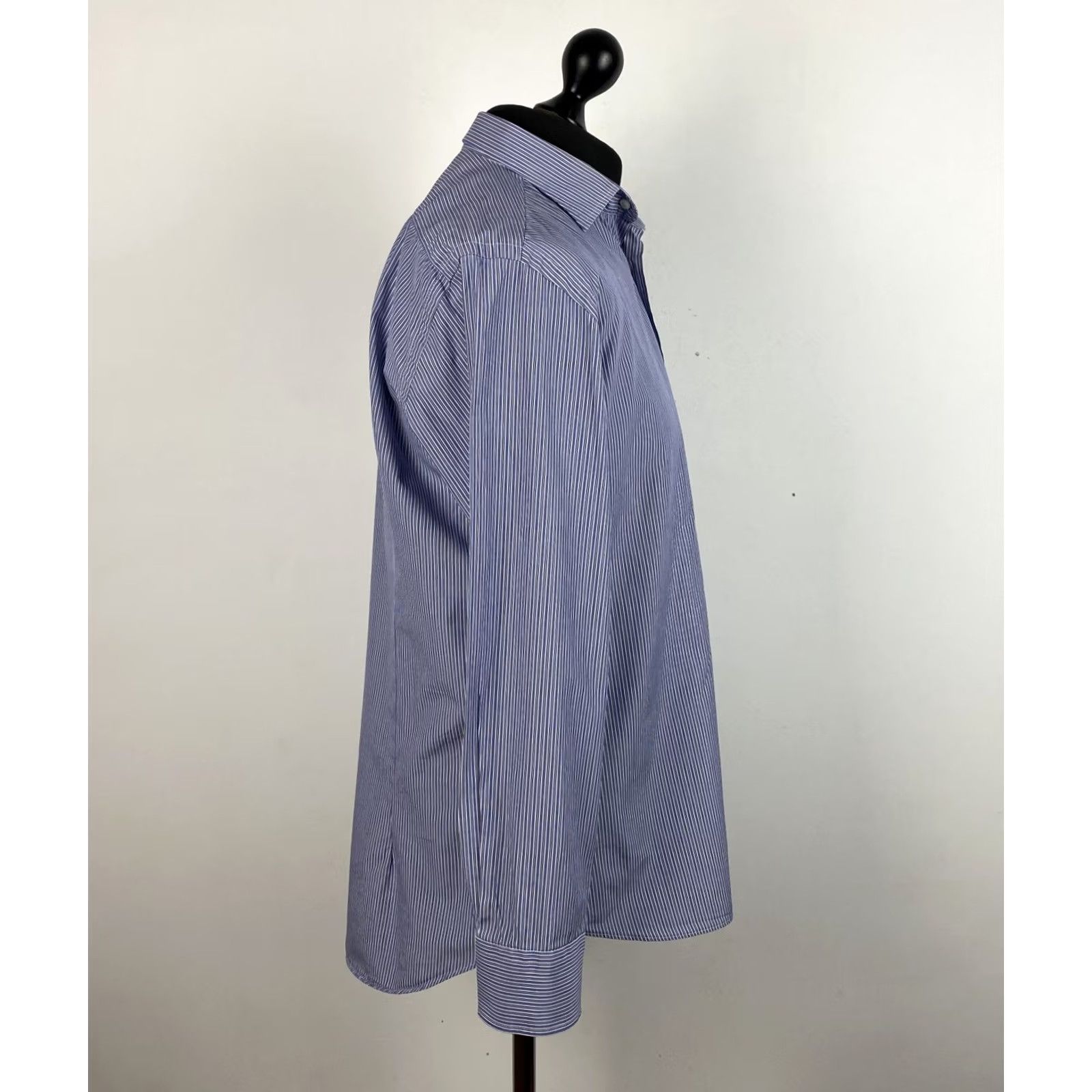 Etro ETRO Shirt Mens 100% cotton Striped Blue Size 42 Made in Italy Button Up Shirt Size US XL / EU 56 / 4 - 2 Thumbnail