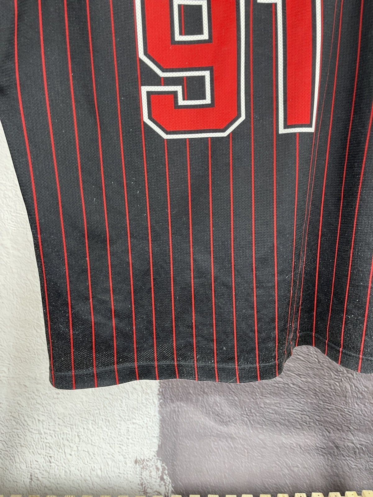 Champion Champion vintage 90s #91 Dennis Rodman NBA jersey Size US L / EU 52-54 / 3 - 12 Thumbnail