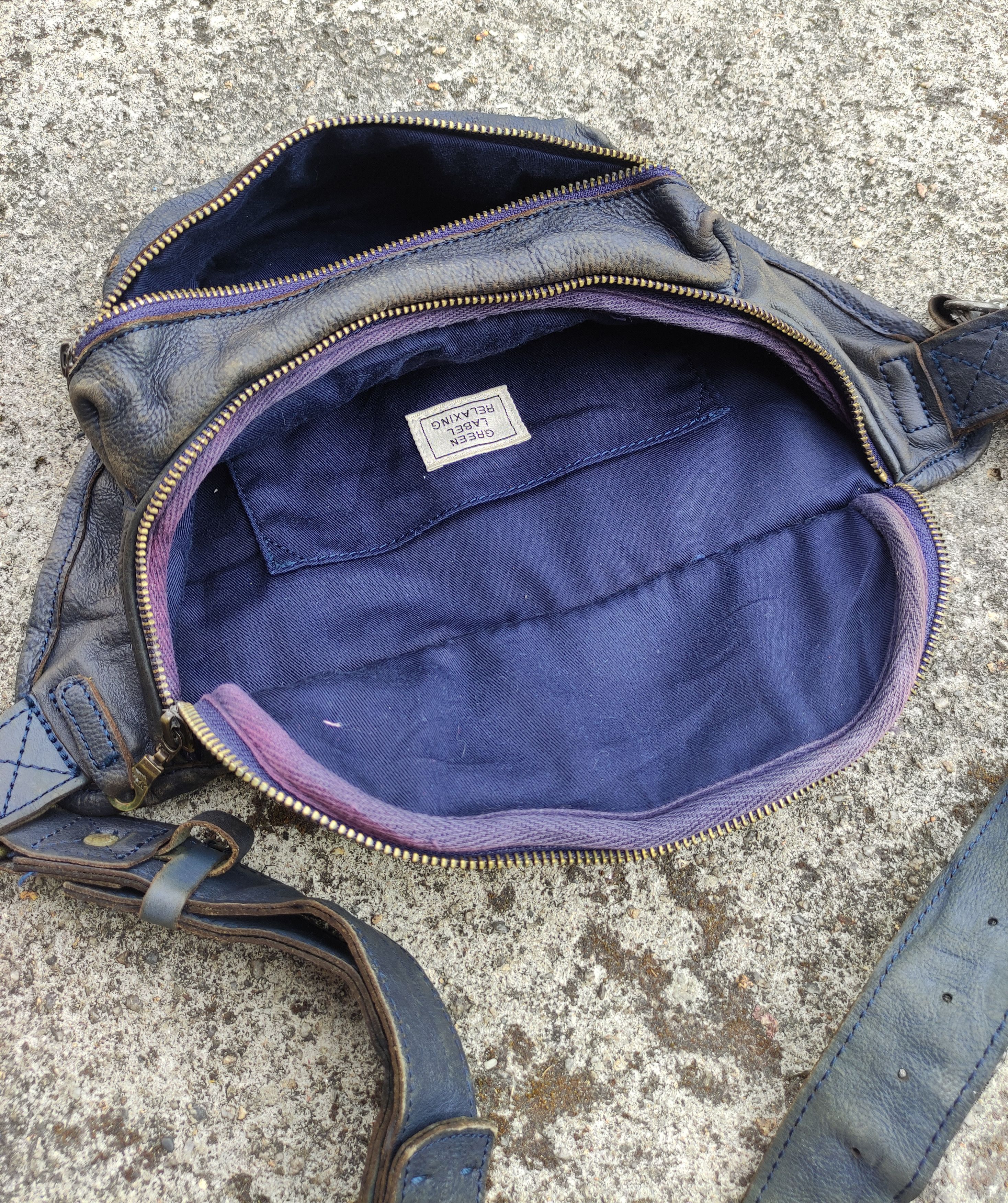 Japanese Brand GREEN LABEL RELAXING VINTAGE LEATHER WAIST BAG Size ONE SIZE - 12 Thumbnail