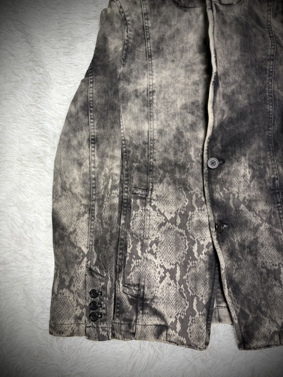 Tornado Mart Tornado Mart snake skin smoke blazer jacket Size US M / EU 48-50 / 2 - 3 Thumbnail