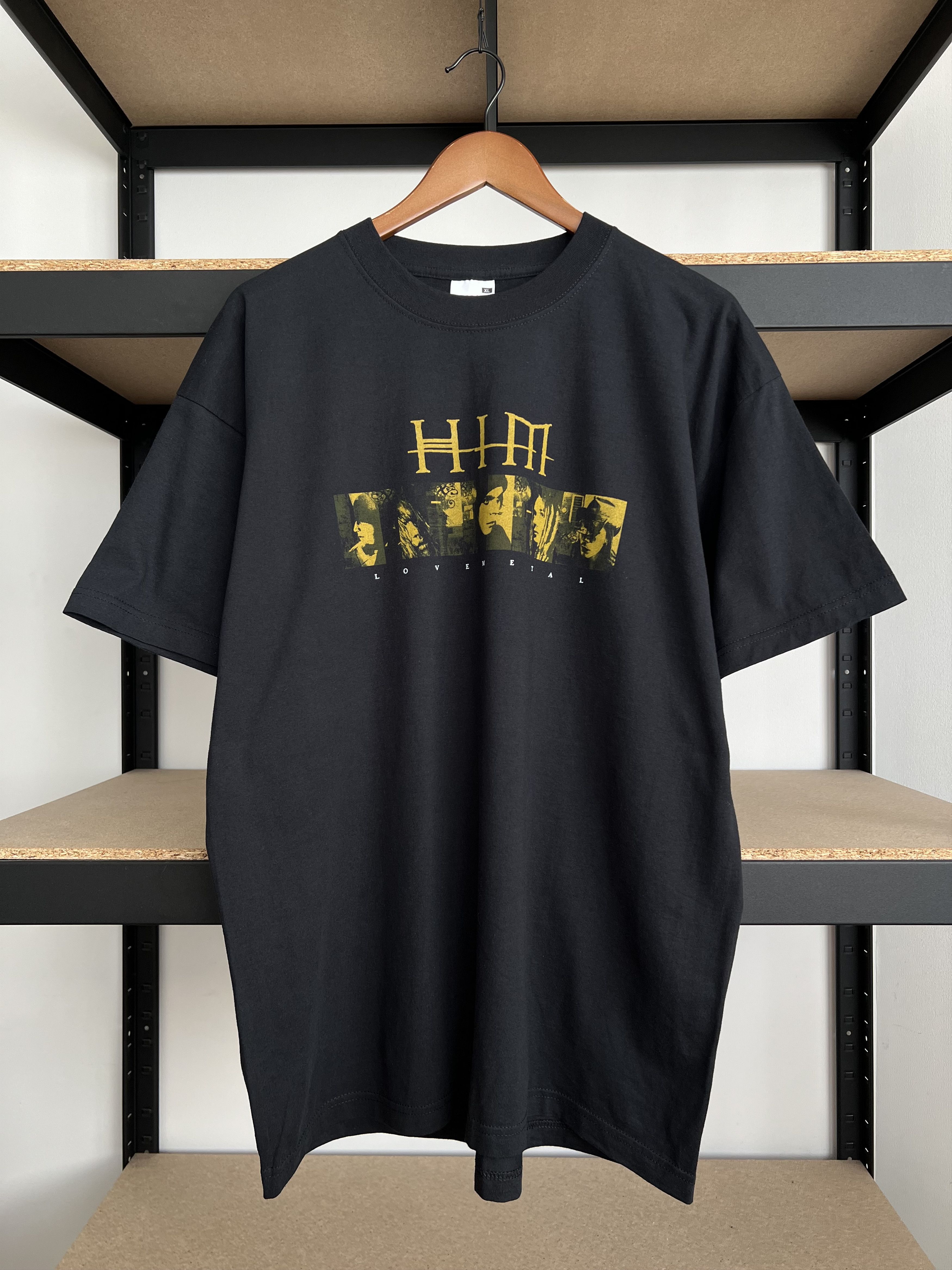 Band Tees Vintage 2000s HIM Love Metal Glam Rock Band Black T-shirt Size US XL / EU 56 / 4 - 1 Thumbnail