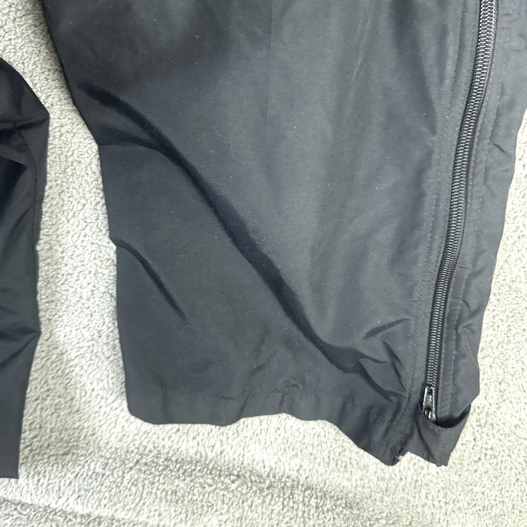 Vintage L.L.Bean Rain Pants Mens 2XLT Black Nylon Water Resistant Zip Side Hiking Pants Weather Resistant Outdoorsmen Trekking Size US 39 - 7 Thumbnail