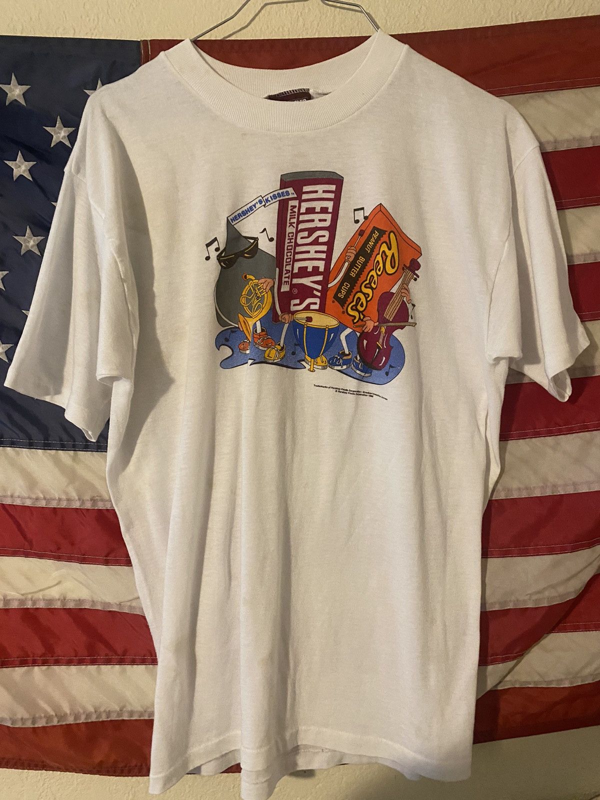 Vintage VINTAGE 90s Chocolate t shirt Size US L / EU 52-54 / 3 - 1 Thumbnail