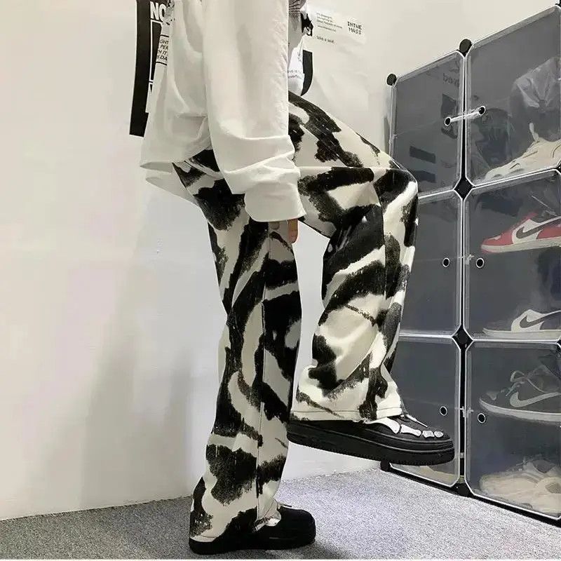 Japanese Brand White Black Tie-dye Baggy Jeans Size US 32 / EU 48 - 2 Thumbnail