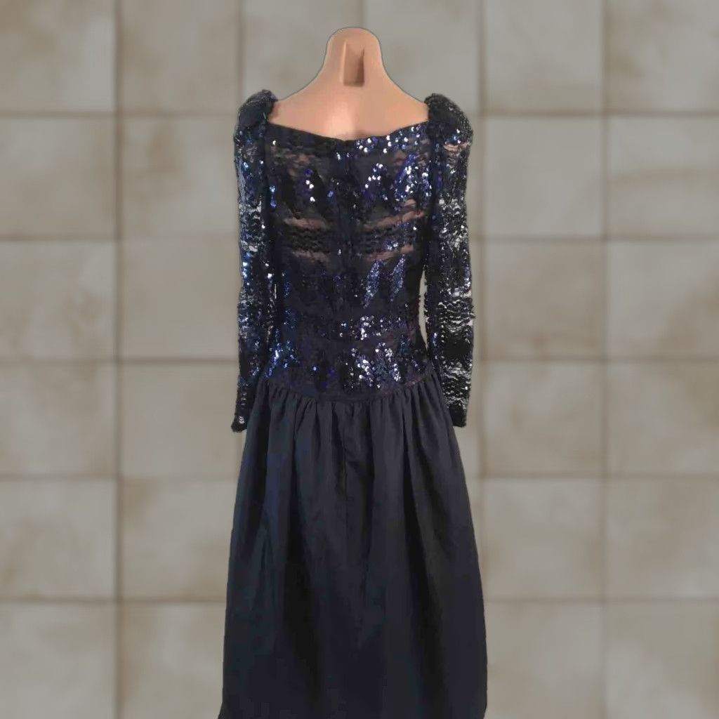 neiman marcus blue dress REISS Knitted Colourblock Asymmetric Midi Dress In Teal UK S
