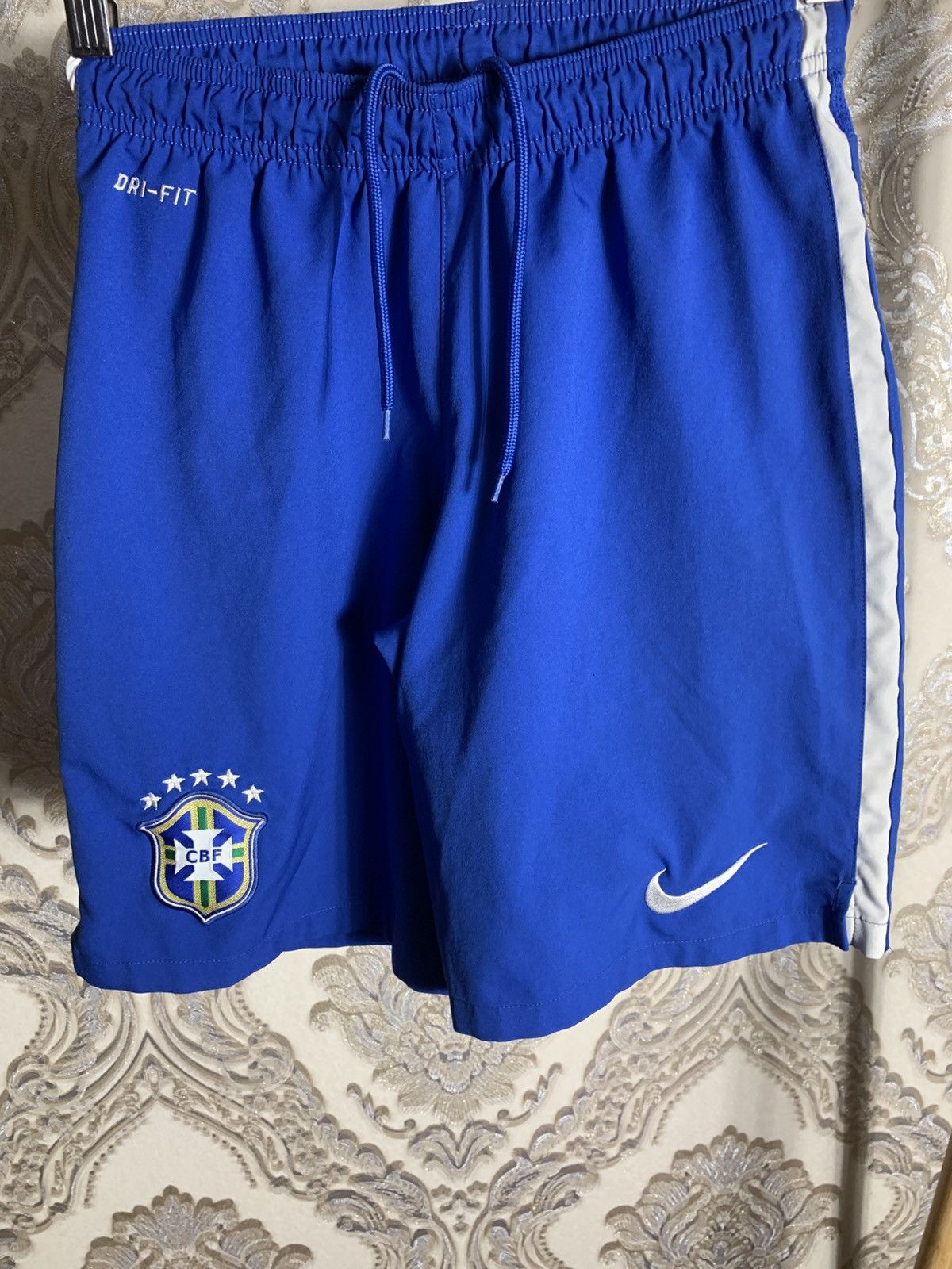 Nike VINTAGE NIKE BRAZIL RETRO SOCCER JERSEY SHIRTS BLOKE Y2K 90s Size US S / EU 44-46 / 1 - 3 Thumbnail