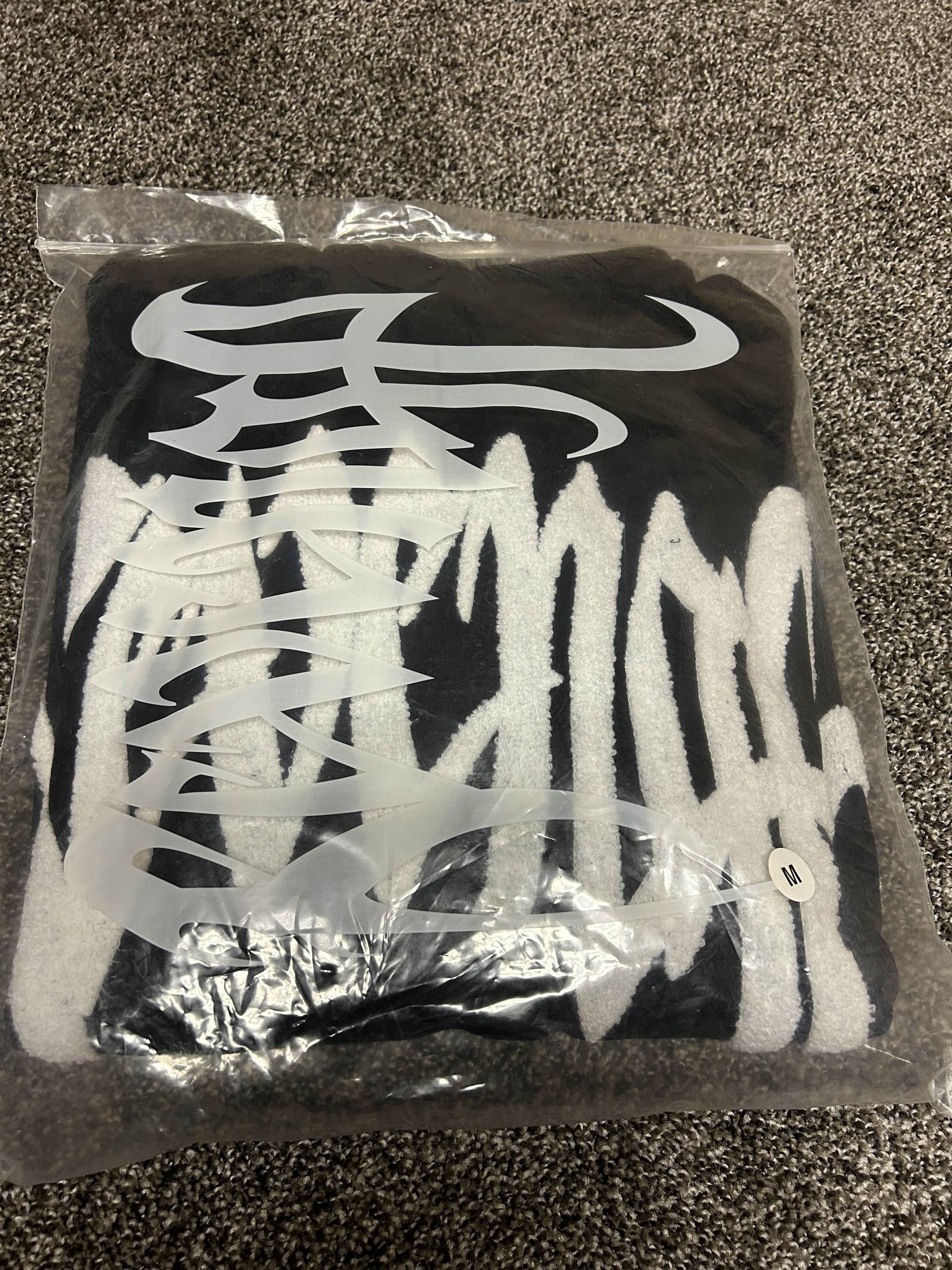 Revenge REVENGE CHANEL PATCH HOODIE Size US M / EU 48-50 / 2 - 1 Thumbnail