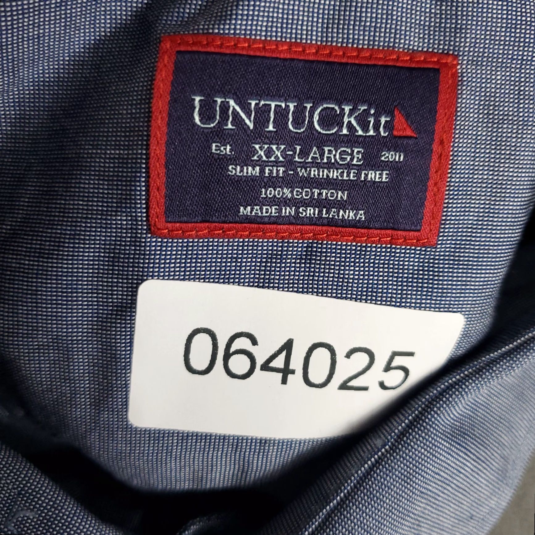 UNTUCKit UNTUCKit Button-Up Shirt Mens 2XL Blue Casual Short Sleeve Size US XXL / EU 58 / 5 - 7 Thumbnail