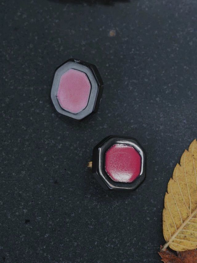 Yves Saint Laurent YSL Vintage Ear Clips Size ONE SIZE - 3 Thumbnail