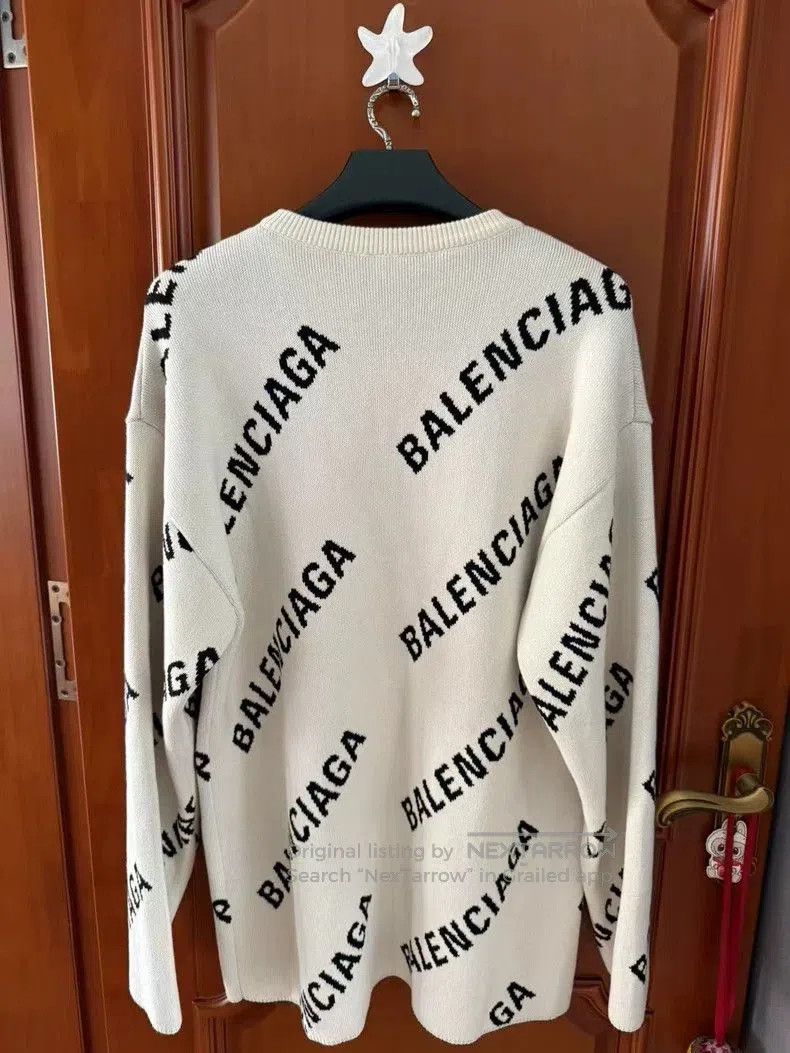 Balenciaga Balenciaga Beige Logo Print Sweater. Size US S / EU 44-46 / 1 - 2 Thumbnail