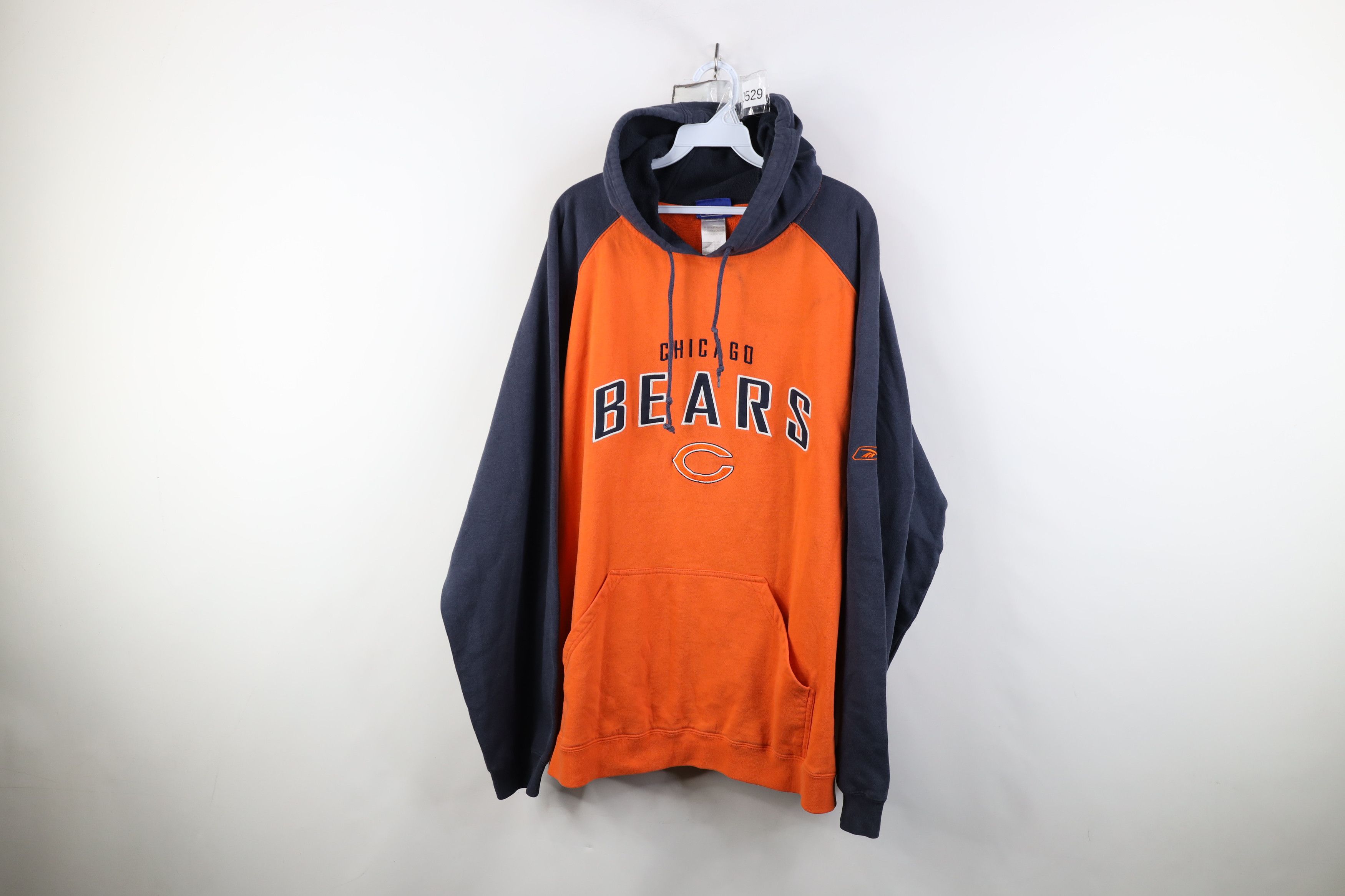 Reebok Vintage Reebok Chicago Bears Football Hoodie Sweatshirt Size US XL / EU 56 / 4 - 1 Thumbnail