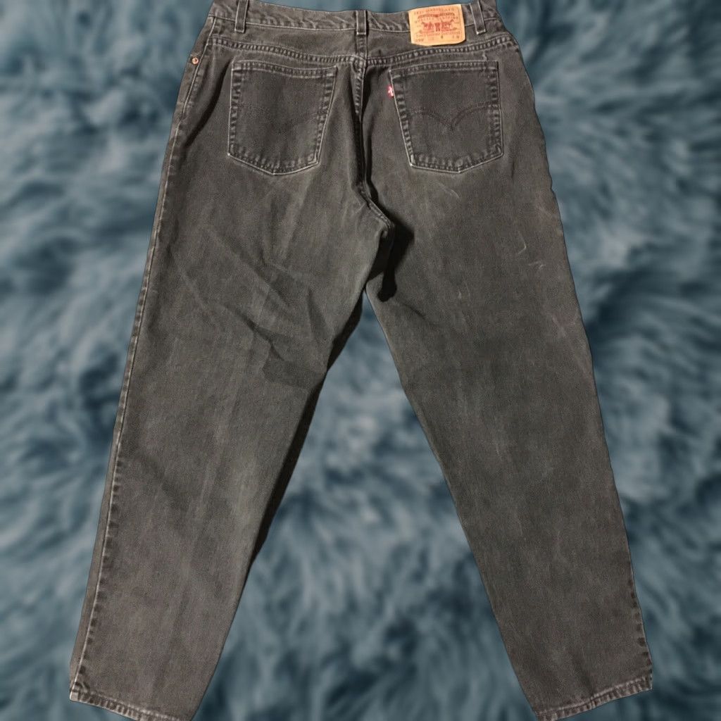 Levi's VINTAGE Levi's Shirt Women 550 Jeans 35/30 Black Relaxed Tapered Grunge 80s 90s USA Retro Jeans Size 24" / US 00 / IT 34 - 1 Thumbnail