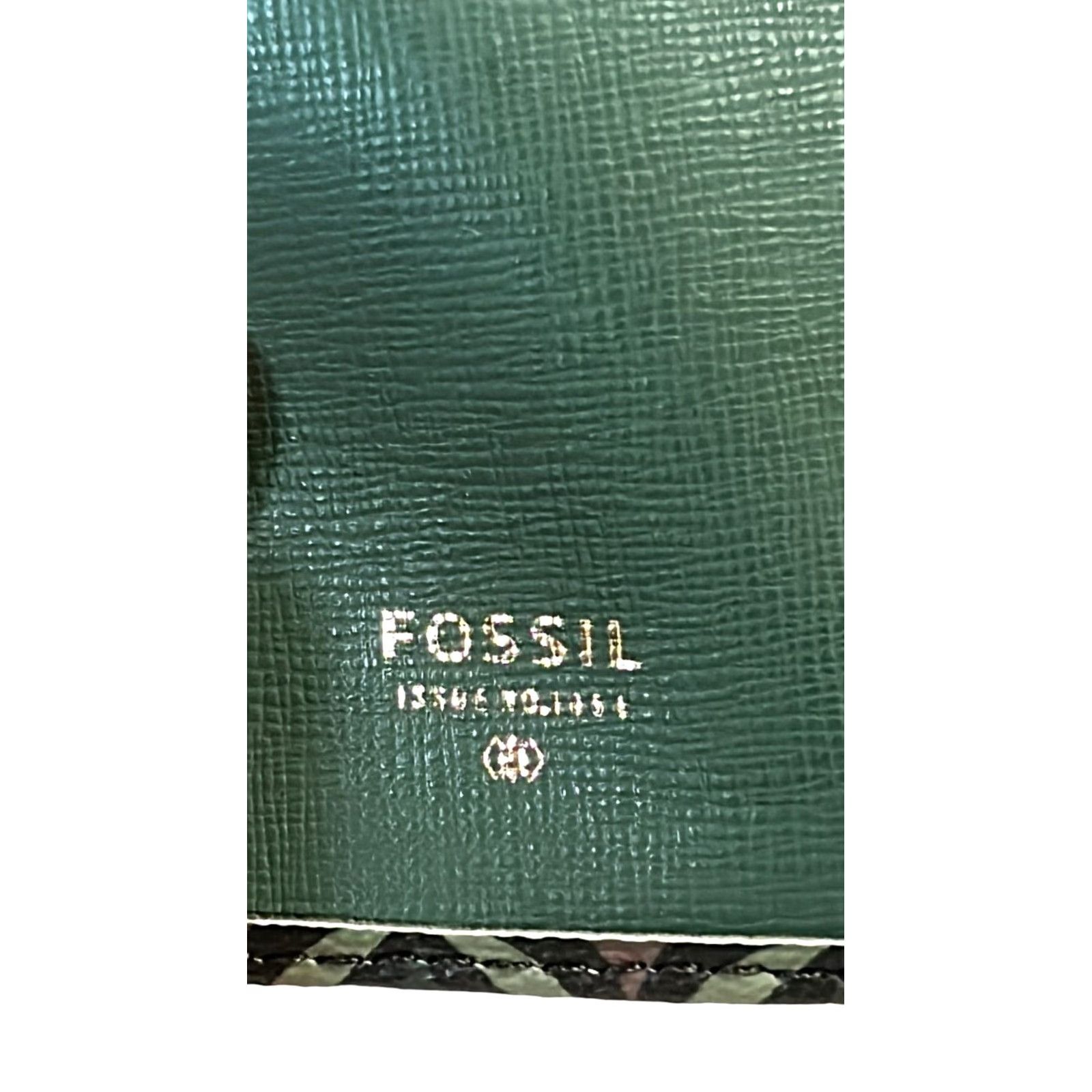 Fossil Fossil Wallet Geometric Green Leather Bifold Credit Card ID Holder Women’s Zip-Around Size ONE SIZE - 7 Thumbnail