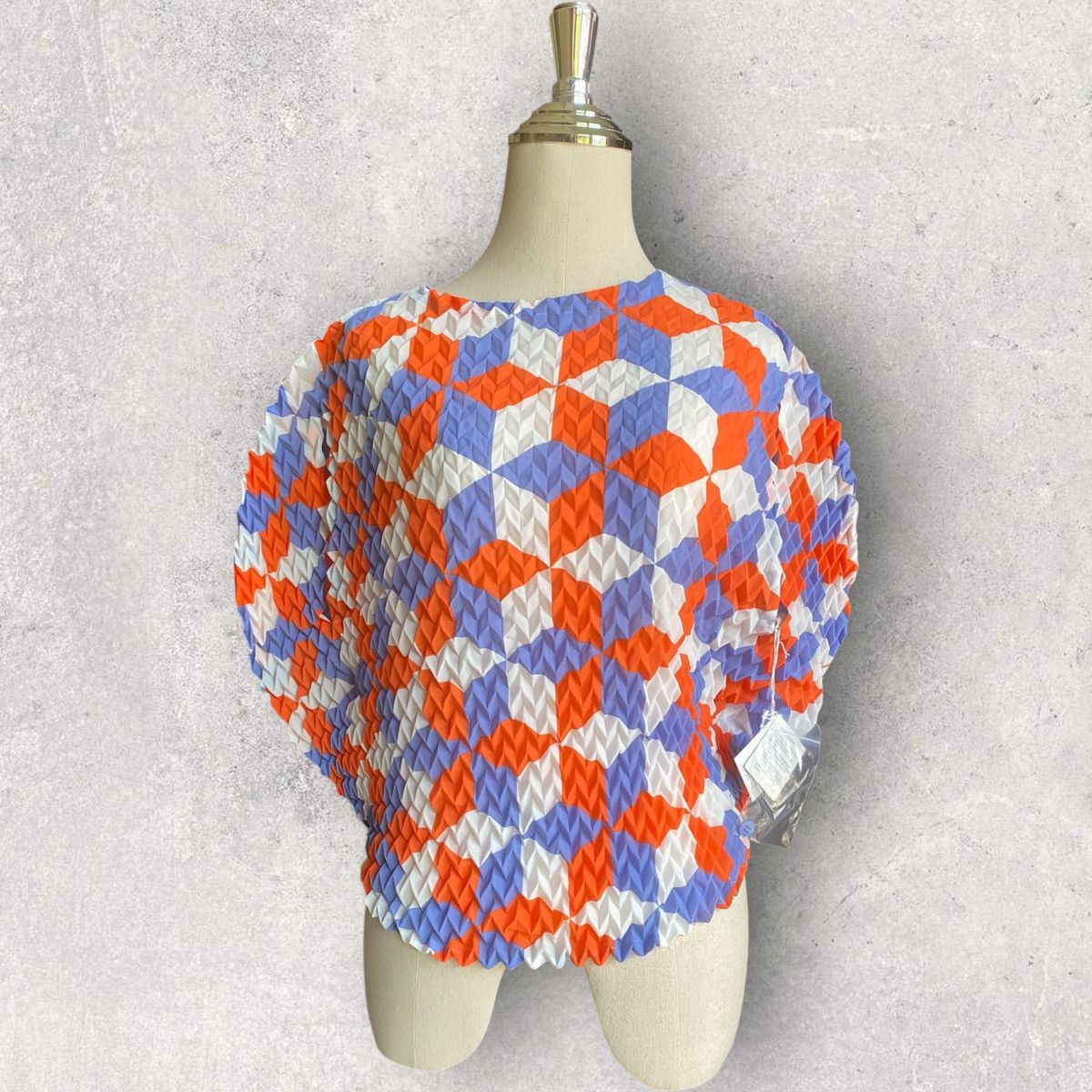 Issey Miyake Issey Miyake Chevron Pleated Circle Blouse Size M / US 6-8 / IT 42-44 - 2 Thumbnail
