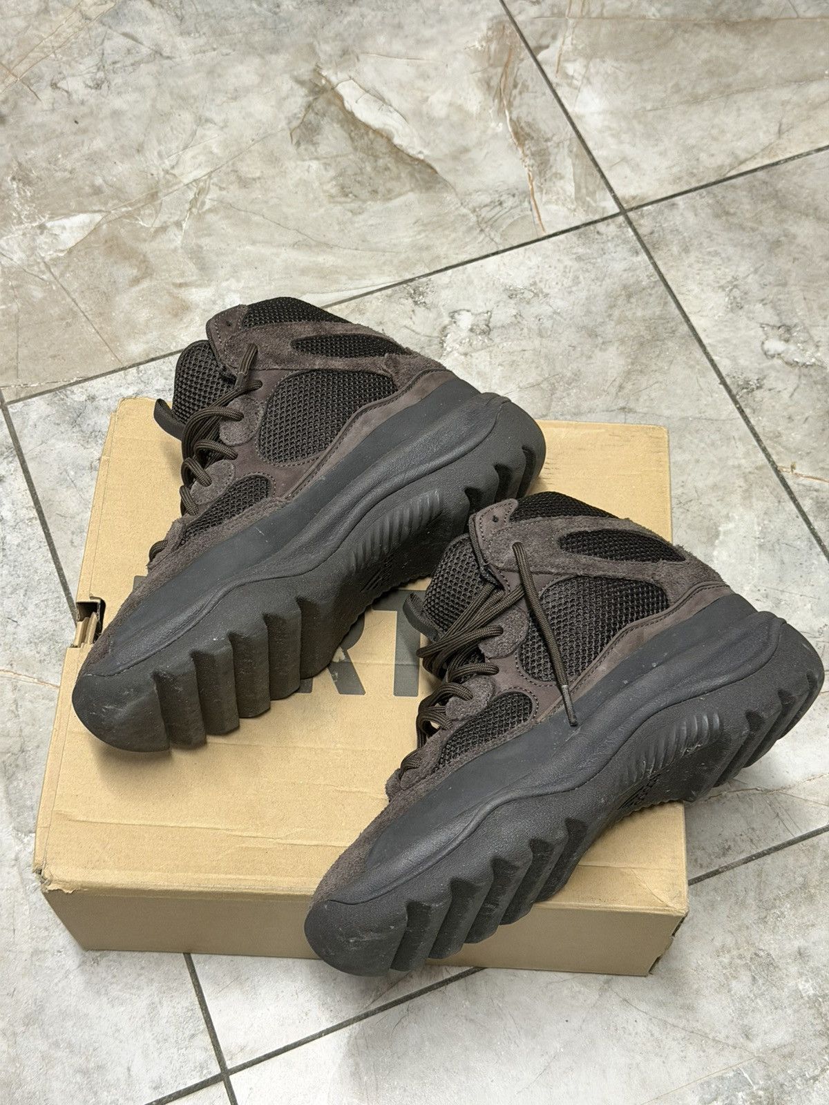 Yeezy Yeezy Desert Boot Oil Size US 10.5 / EU 43-44 - 4 Thumbnail