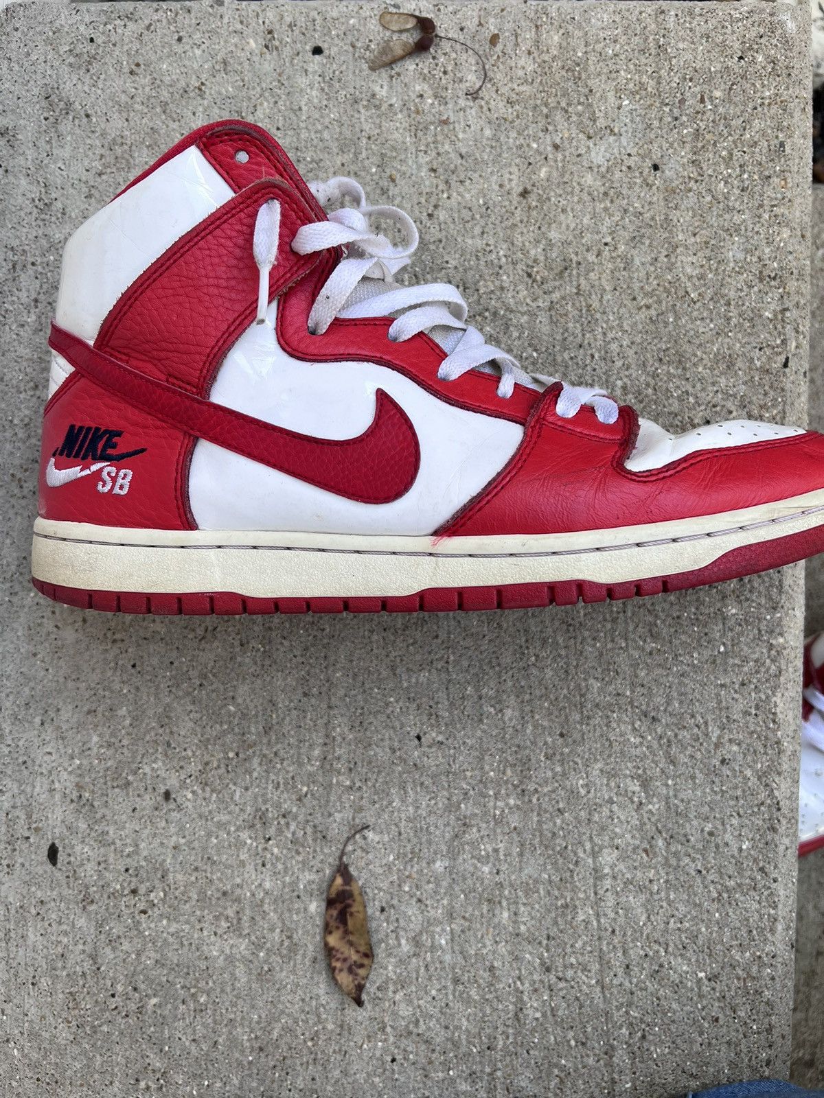 Nike Nike SB Dunk High Future Court Red Size US 11 / EU 44 - 2 Thumbnail