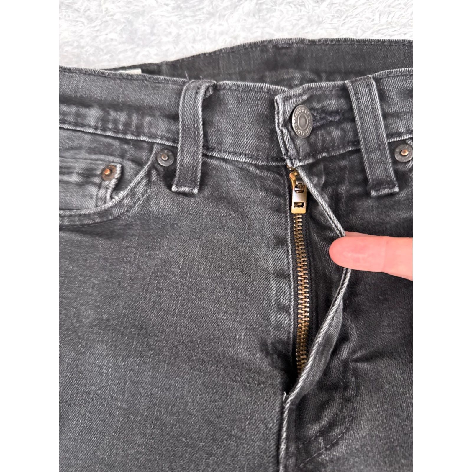 Levi's Levi's Jeans Adult 31 Black Denim Slim 511 Cotton Blend 5-Pocket Design Zip Inseam 28 in Regular Mens Size US 31 - 5 Thumbnail