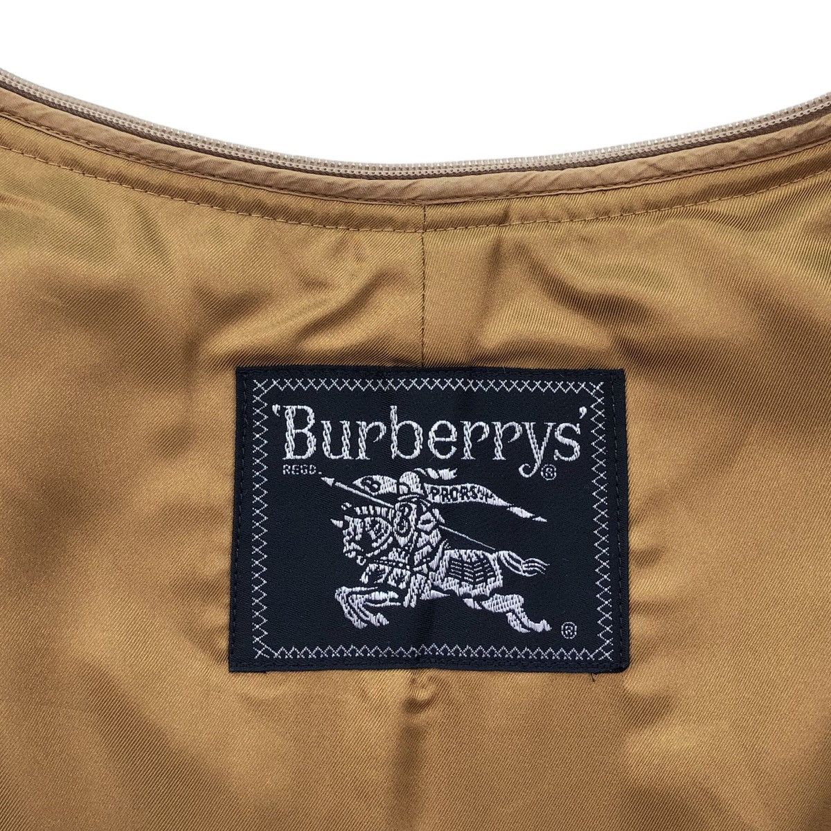 Burberry Vintage 90s Inner Burberry’s Nova Check Brown Colour Size US M / EU 48-50 / 2 - 12 Thumbnail