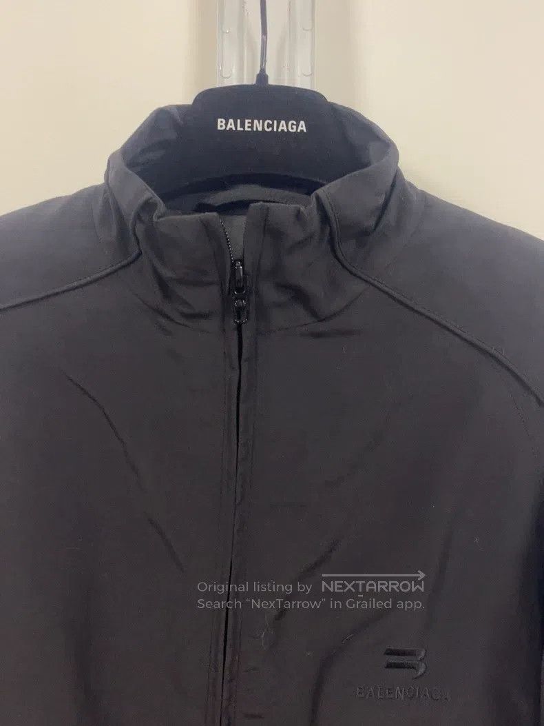 Balenciaga Balenciaga Embroidered Logo Shoulder Pad Zipper Jacket Size US S / EU 44-46 / 1 - 2 Thumbnail