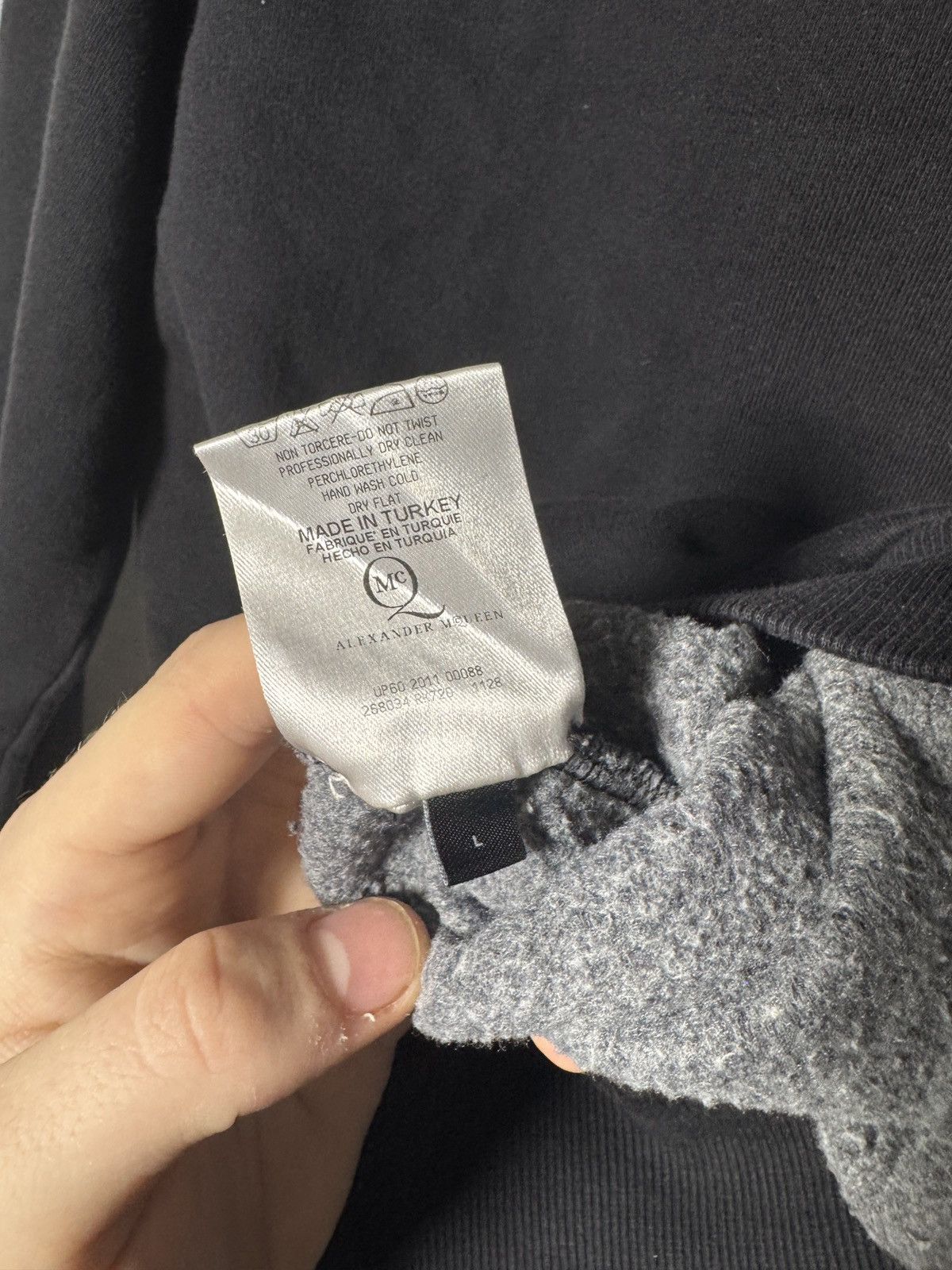 Alexander McQueen *RARE* Vintage McQ By Alexander Mcqueen Quarter zip Size US M / EU 48-50 / 2 - 6 Thumbnail