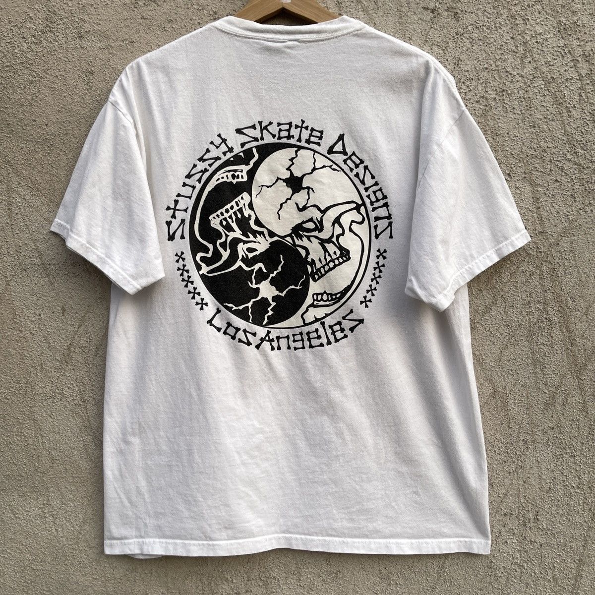 Stussy RARE!!Vintage Stussy Skate Design Ying Yang Los Angeles Tees Size US L / EU 52-54 / 3 - 1 Thumbnail