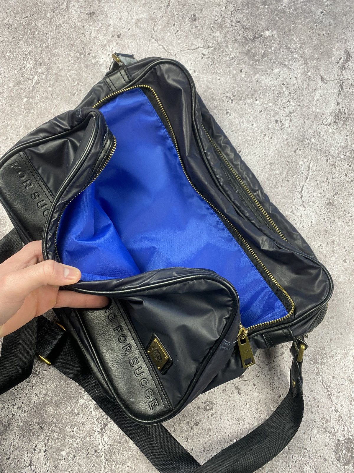 Diesel Vintage Diesel Messenger Shoulders Bag Y2K Leather Big Logo Size ONE SIZE - 12 Thumbnail
