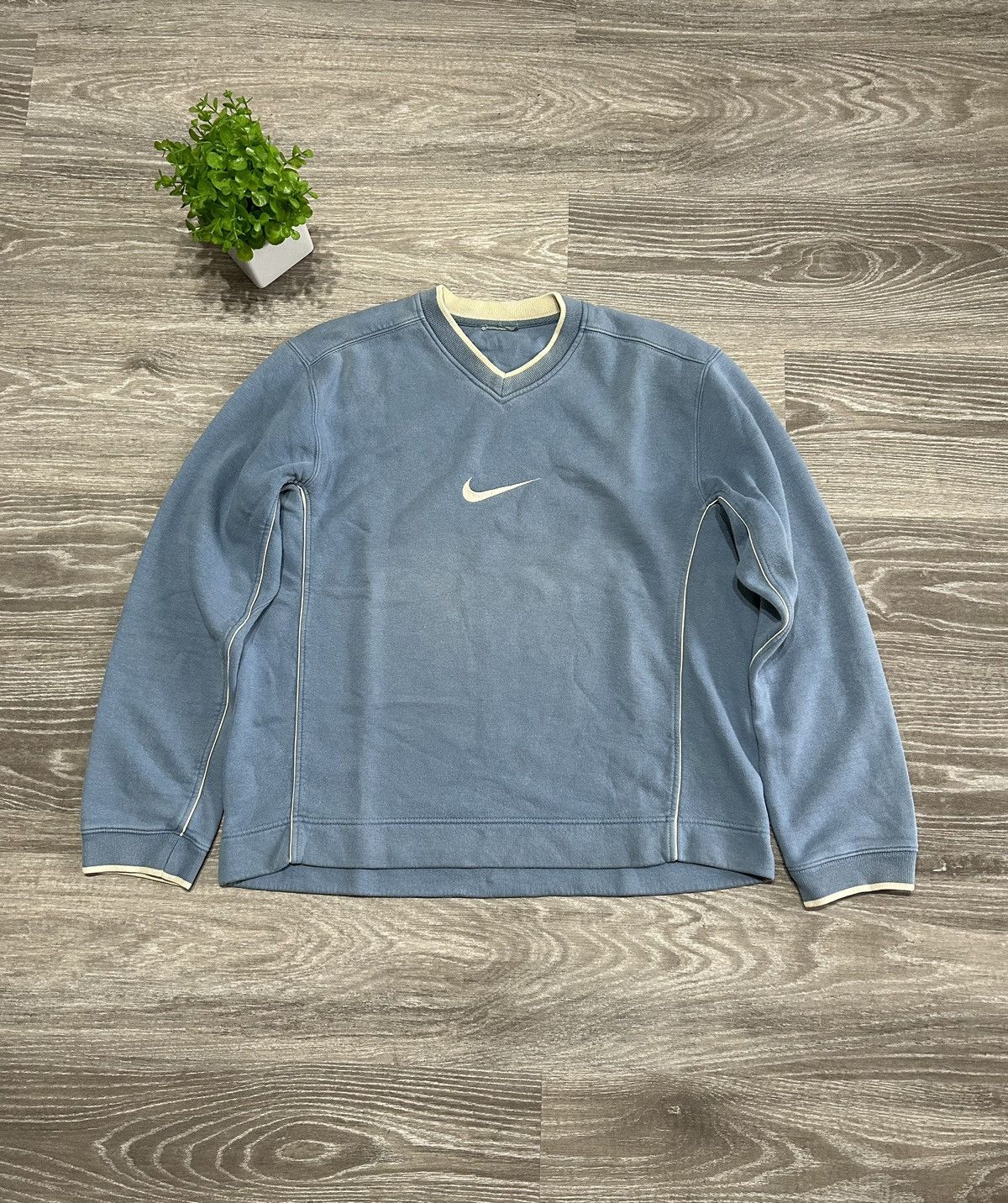 image of Vintage Nike Sweatshirt Center Logo in Blue, Men's (Size Medium)
