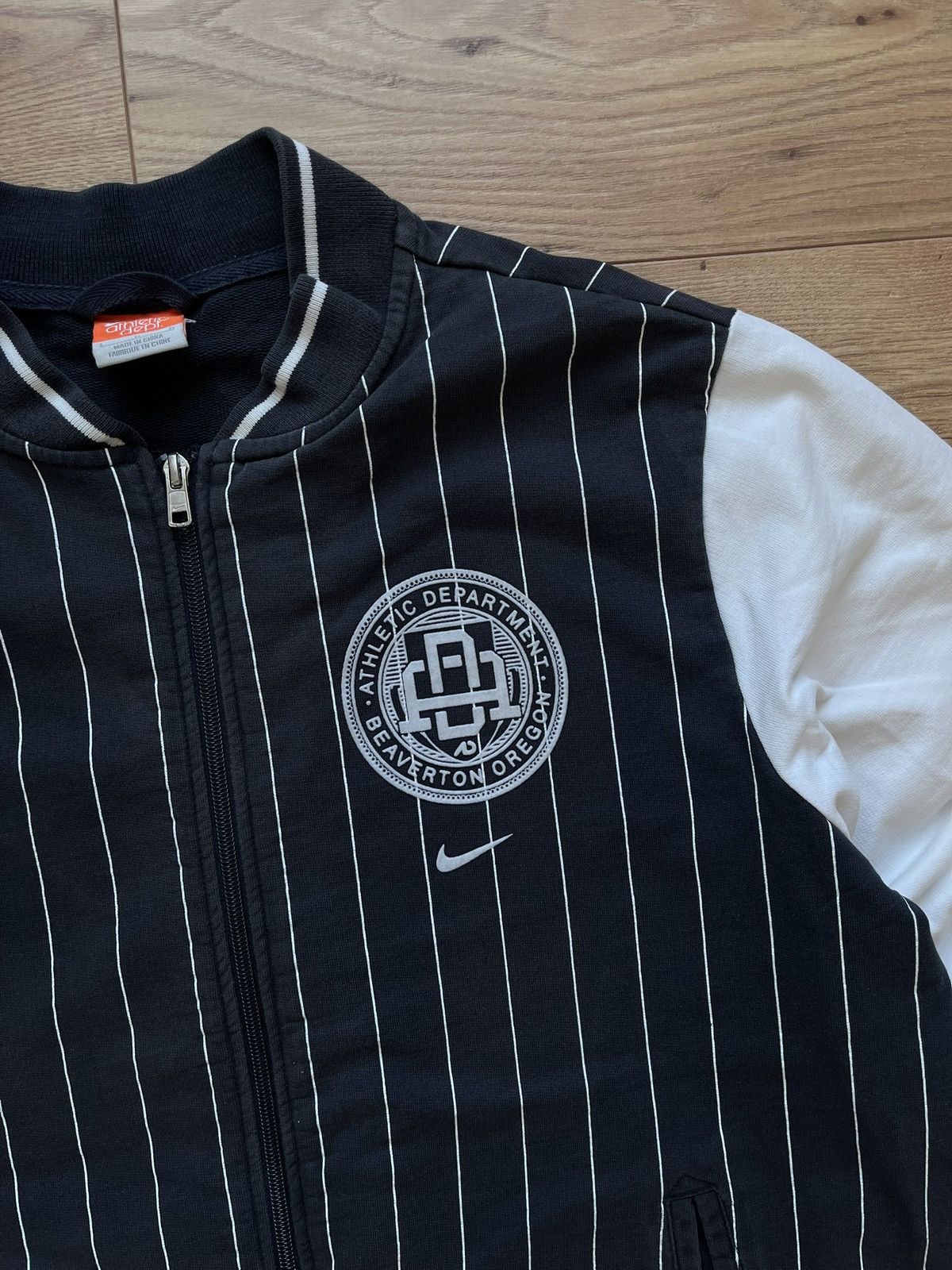 Nike 00’s NIKE ATHLETIC DEPT RETRO Y2K SWOOSH LOGO TRACK JACKET Size US L / EU 52-54 / 3 - 2 Thumbnail