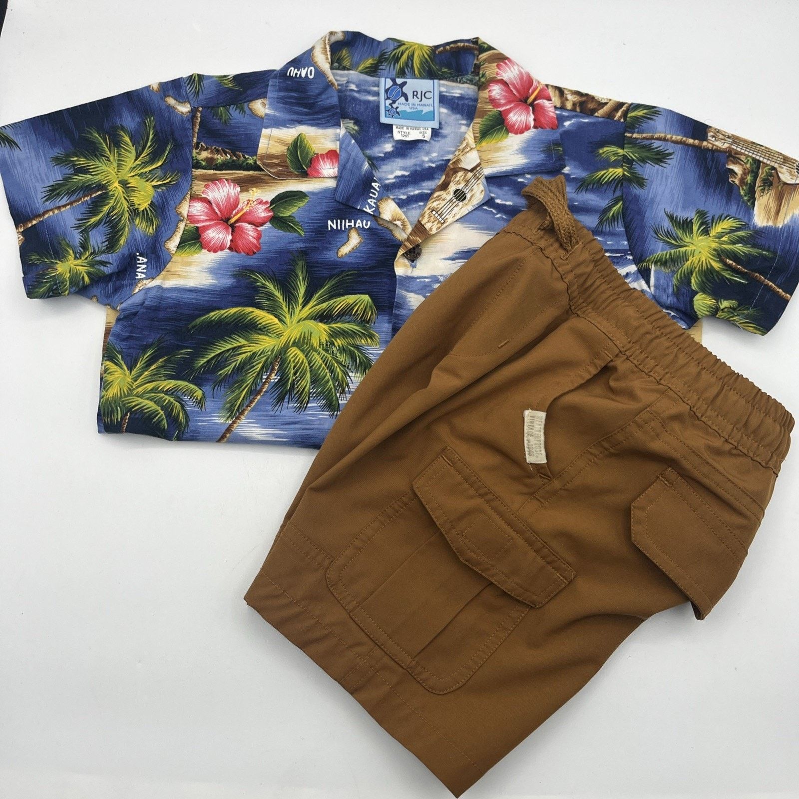 Other RJC Boys Hawaiian Style Shirt and Shorts Combo Size 4T-5 Size ONE SIZE - 1 Thumbnail