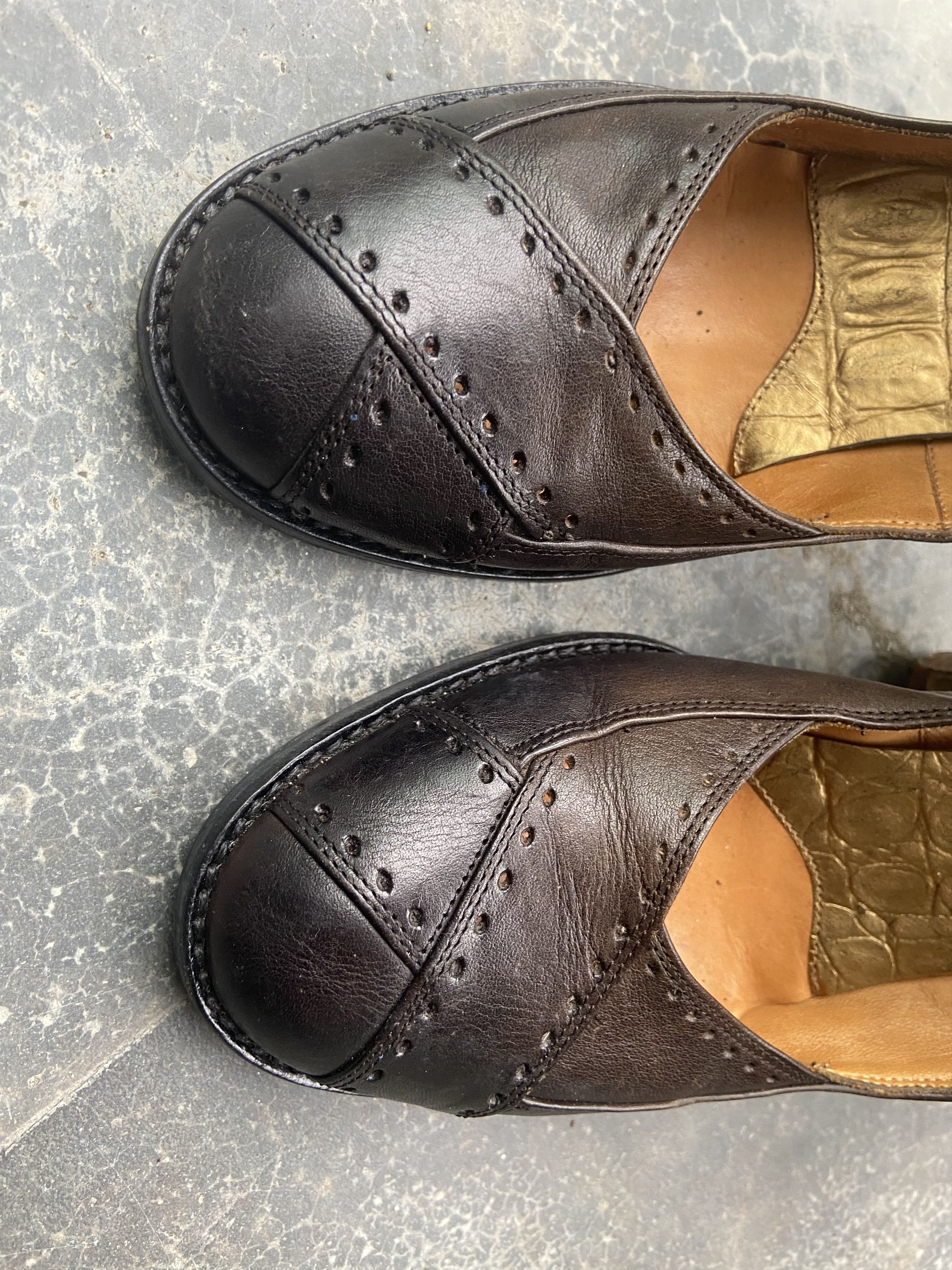 Dries Van Noten DARIES VAN NOTEN LEATHER HEEL PUMPS Size US 7.5 / IT 37.5 - 2 Thumbnail