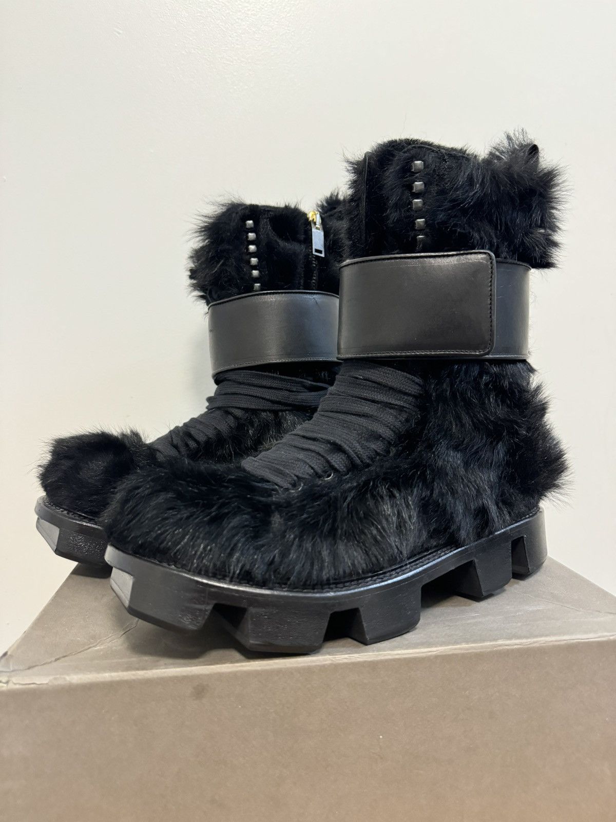 Plinth Pony Hair Fur Boots