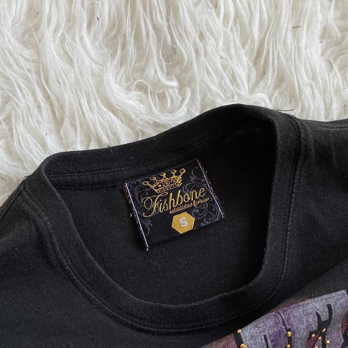 If Six Was Nine 📌 Vintage Fishbone Skull Graphic Y2K Rhinestones Tee Size S / US 4 / IT 40 - 8 Thumbnail