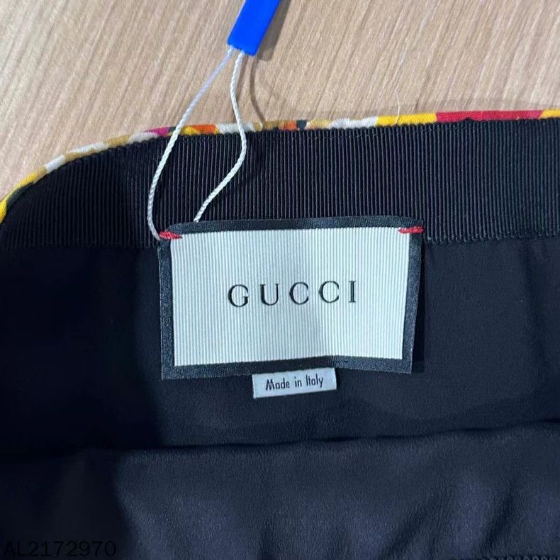 Gucci Gucci Short skirt with broken flowers 2504-Nextarrow Size 24" / US 00 / IT 34 - 6 Thumbnail