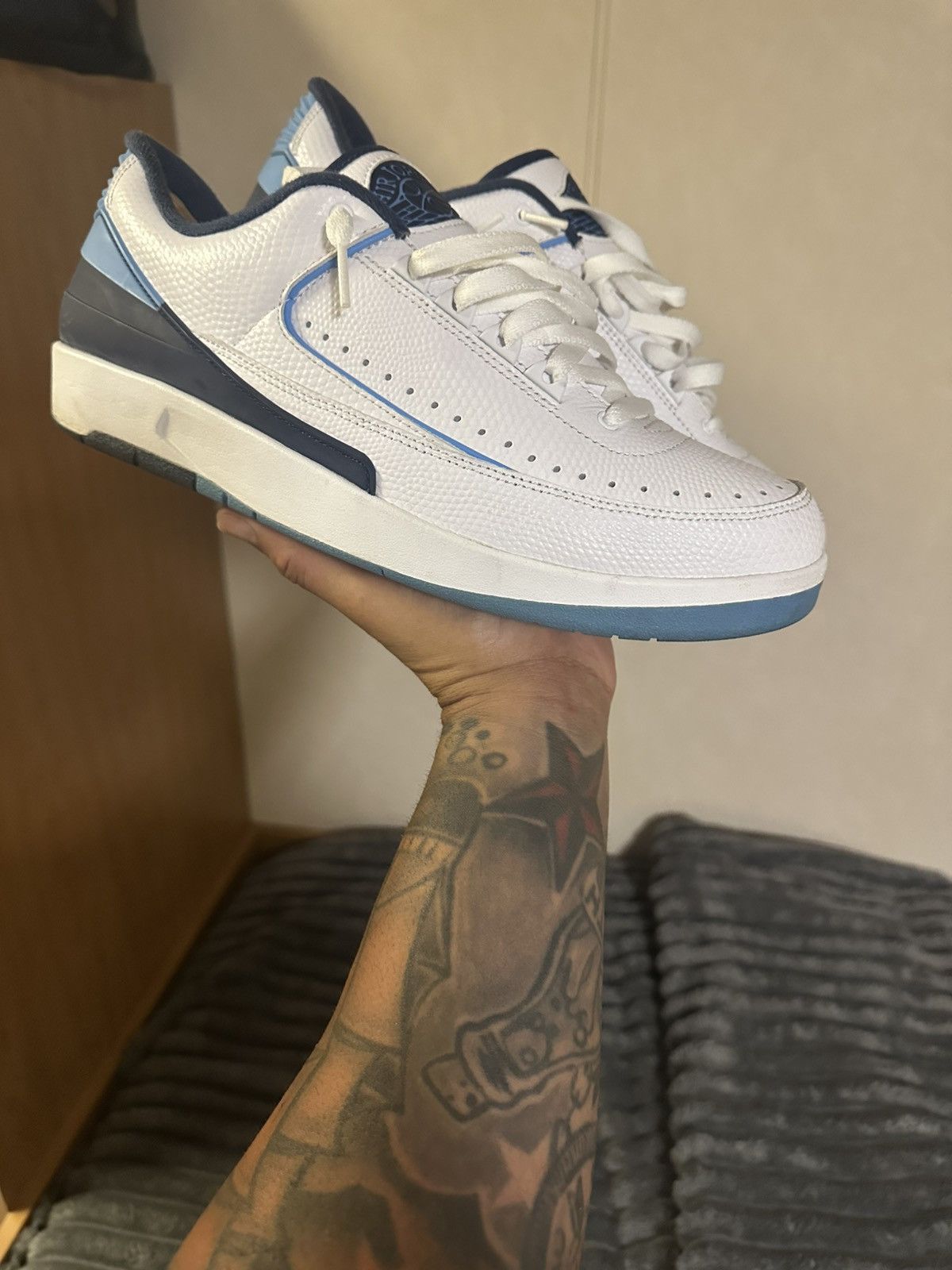 Jordan Brand Jordan Retro 2 Navy Blue Size US 11 / EU 44 - 7 Thumbnail