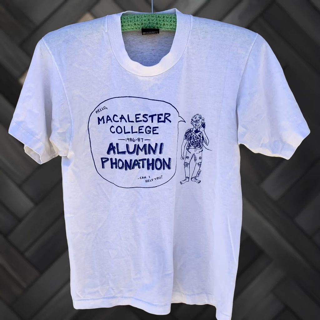 Vintage VINTAGE Hello Macalester College 1986-1987 Alumni Phonathon T-Shirt 1980s Size M White Graphic Print Shirt Men 80s College Size US M / EU 48-50 / 2 - 1 Thumbnail