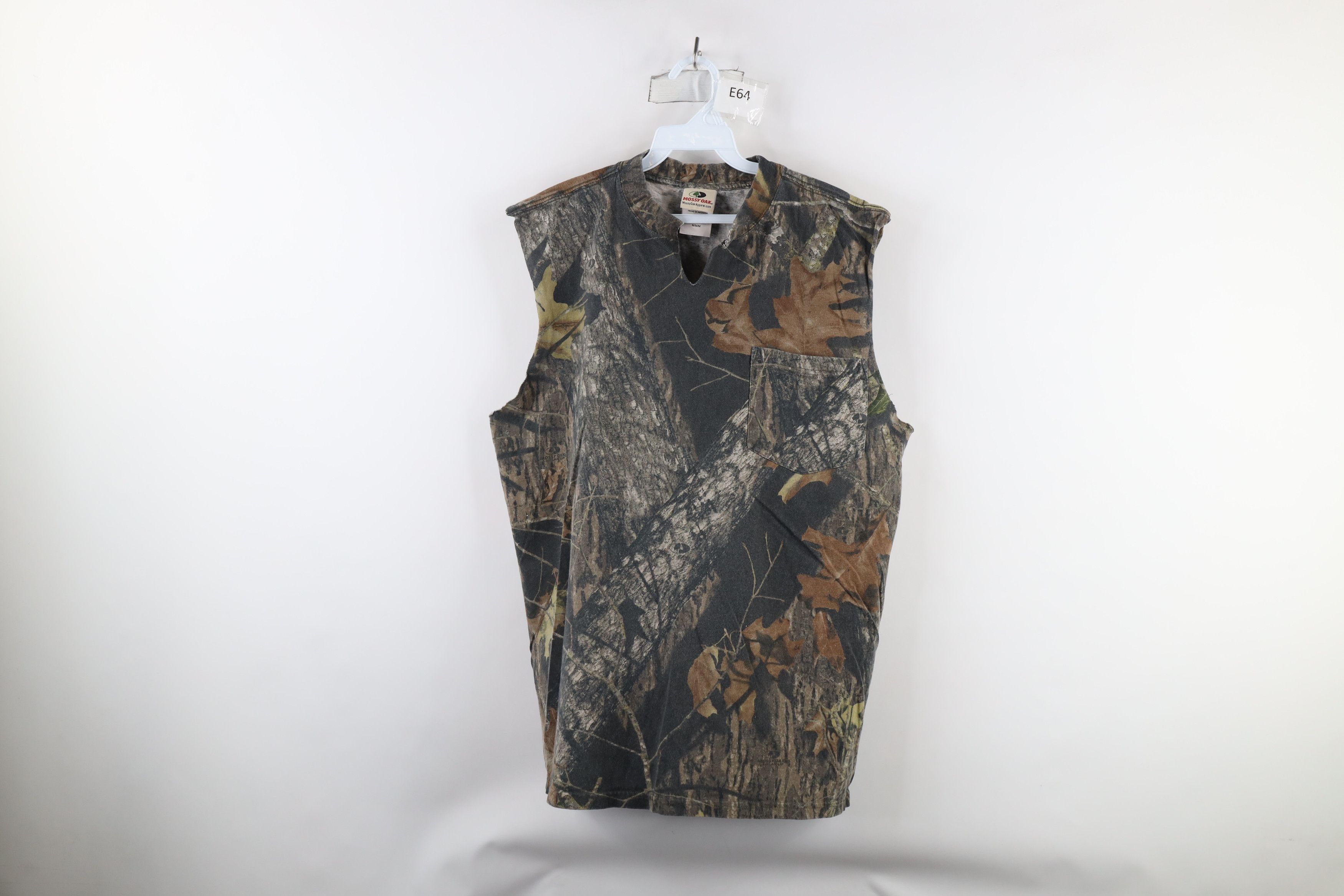 Vintage Vintage Streetwear Oak Camouflage Cut Off Pocket T-Shirt Size US M / EU 48-50 / 2 - 1 Thumbnail