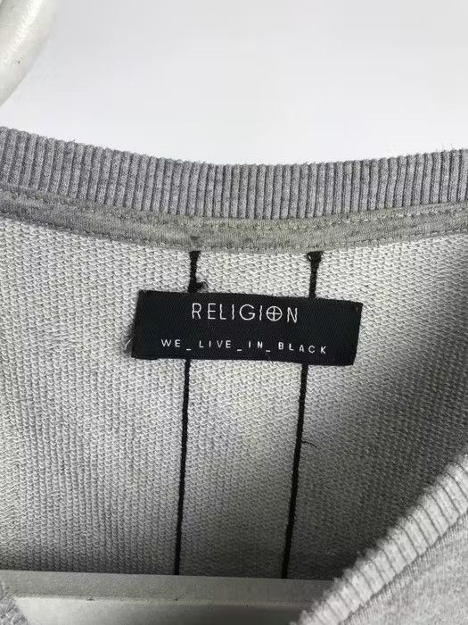 Japanese Brand Religion sweatshirt small logo streetwear size Medium Size US M / EU 48-50 / 2 - 3 Thumbnail