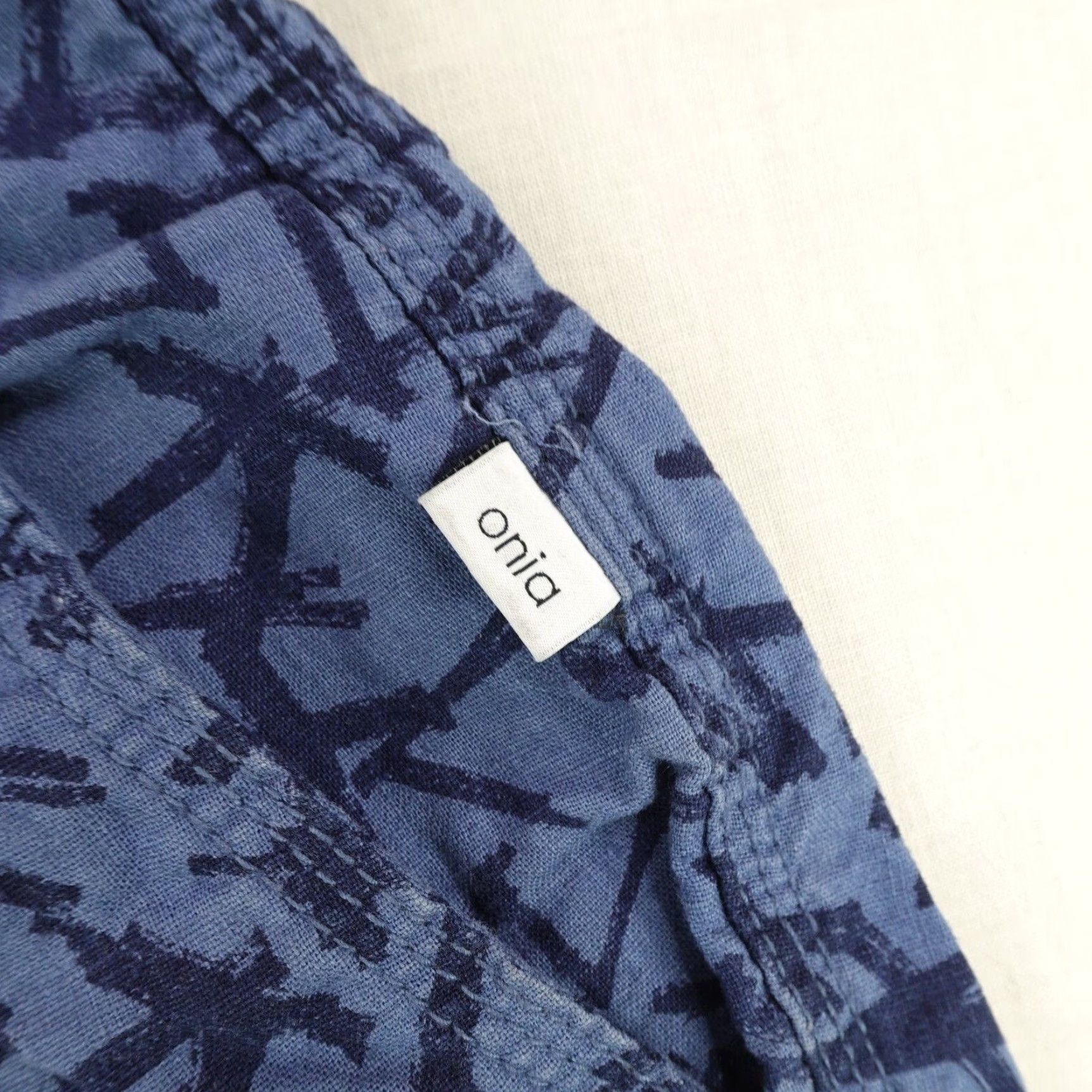 Onia VINTAGE Onia Shorts Men's 32 Blue Geometric Chino Linen Blend Flat Front 11in Inseam Summer Beach Mens Size US 34 / EU 50 - 3 Thumbnail