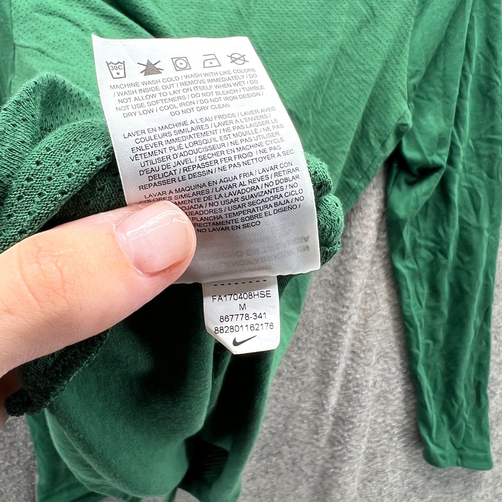 Nike Nike Shirt Mens M Green Long Sleeve Dri-Fit Athletic Crewneck Size US M / EU 48-50 / 2 - 3 Thumbnail