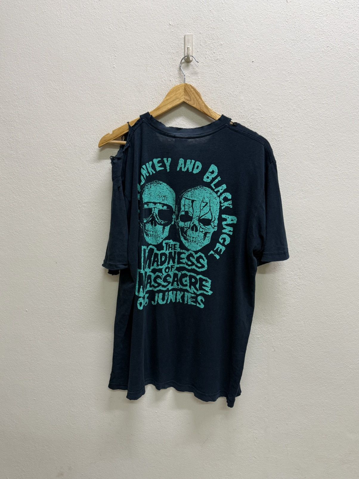 Vintage VINTAGE JUN KASAI EVIL MONKEY CRAZY’S PRO WRESLTLING TSHIRT Size US L / EU 52-54 / 3 - 21 Thumbnail